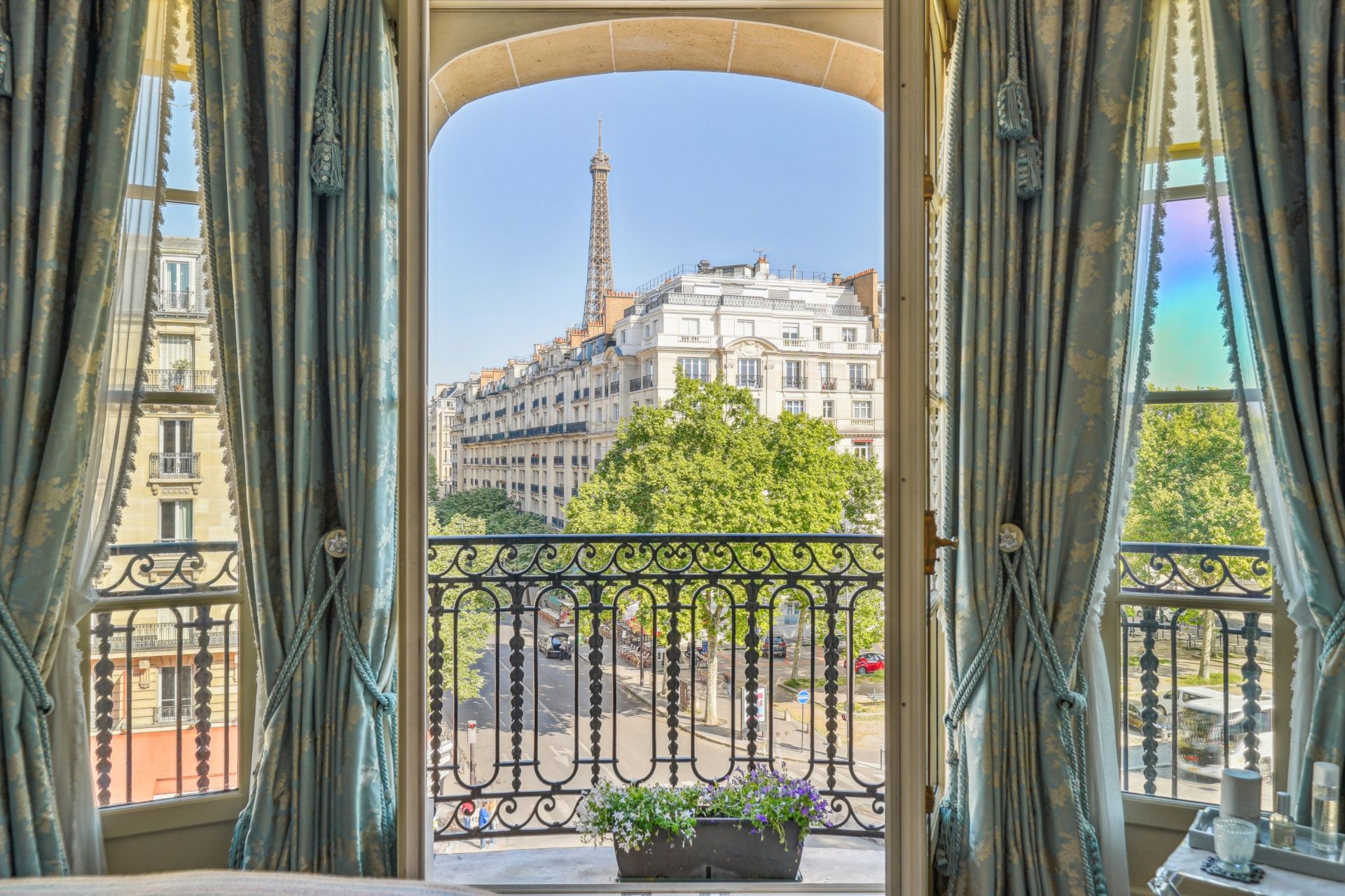 appartement 5 Pièces en vente sur PARIS (75015)