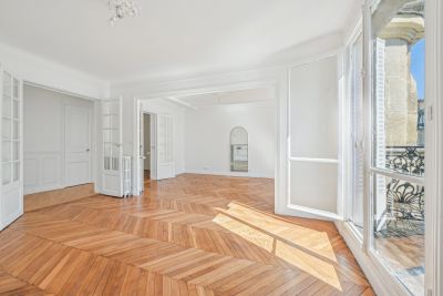 Sale Apartment Paris 18 4&nbsp;Rooms 86&nbsp;m²