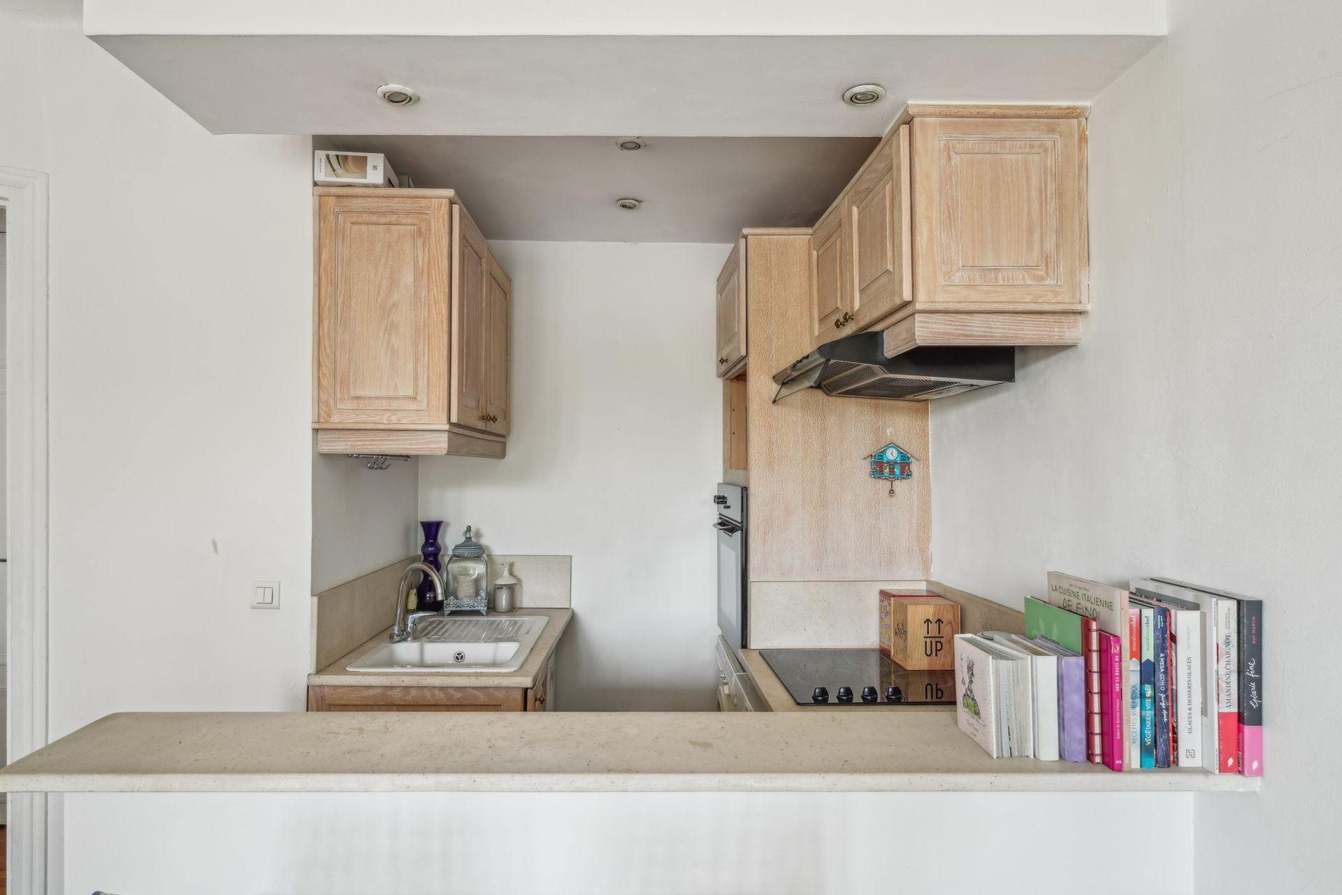 apartment 2 Rooms for sale on NEUILLY SUR SEINE (92200)