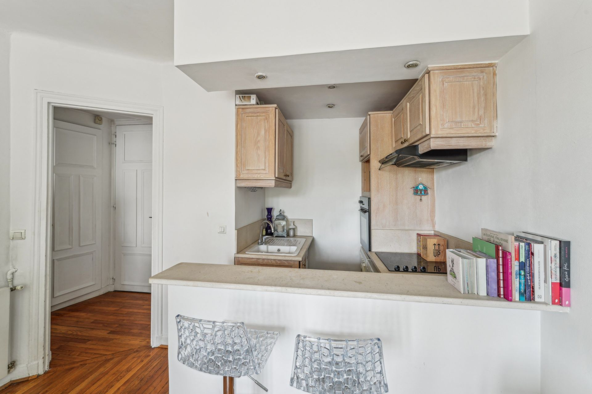 apartment 2 Rooms for sale on NEUILLY SUR SEINE (92200)