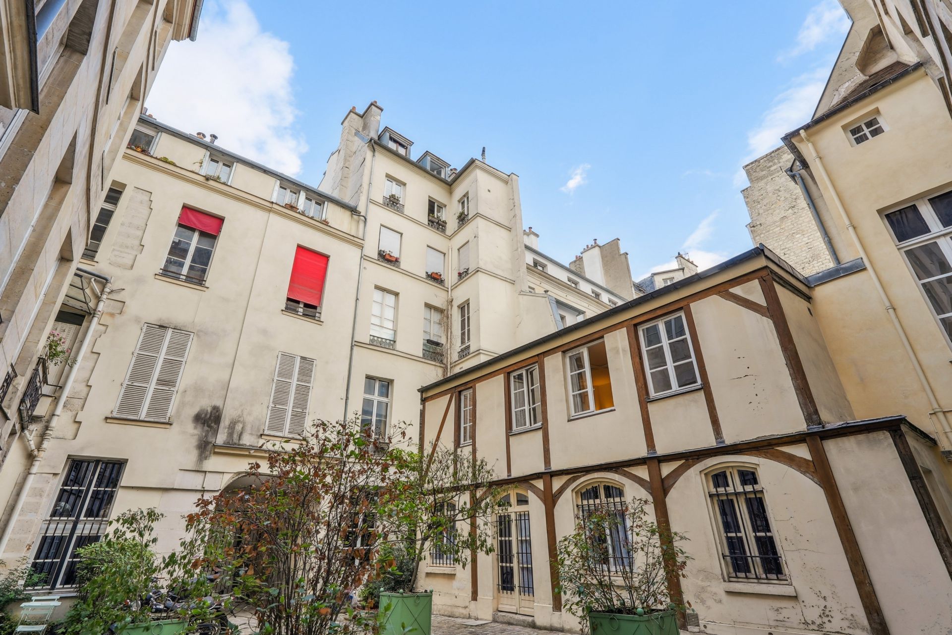 apartment 2 Rooms for sale on PARIS (75004)