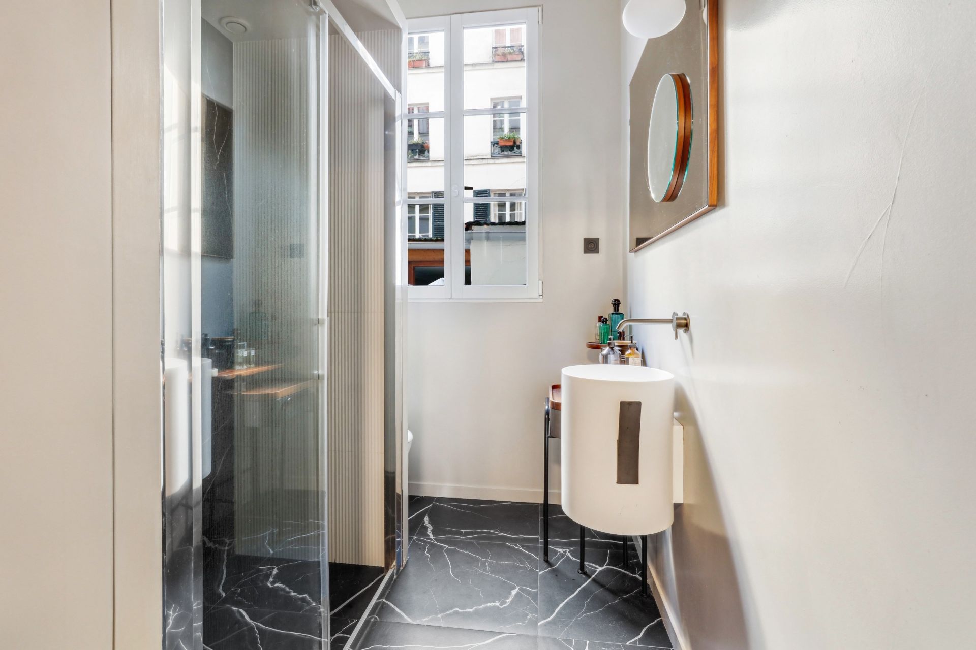 apartment 2 Rooms for sale on PARIS (75017)