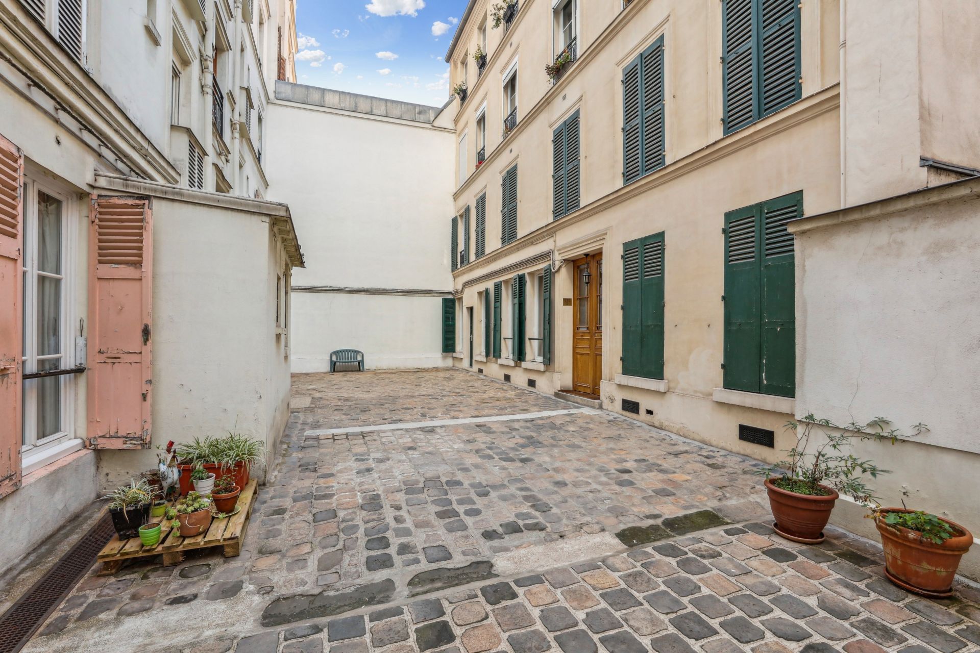 apartment 2 Rooms for sale on PARIS (75017)