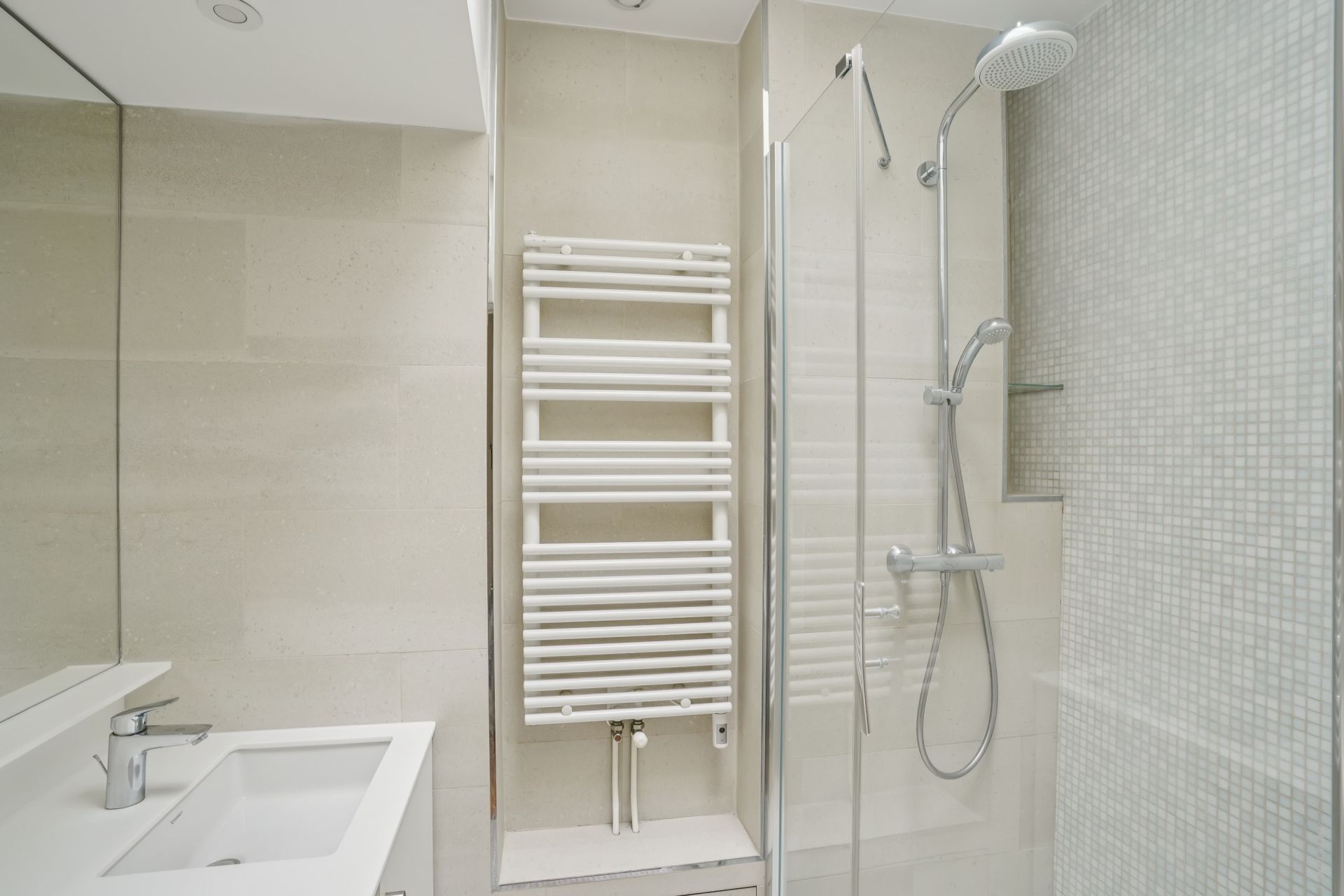 artist studio 3 Rooms for sale on PARIS (75018)