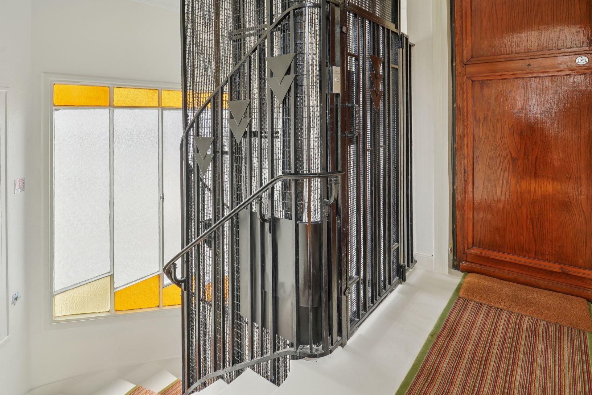 artist studio 3 Rooms for sale on PARIS (75018)