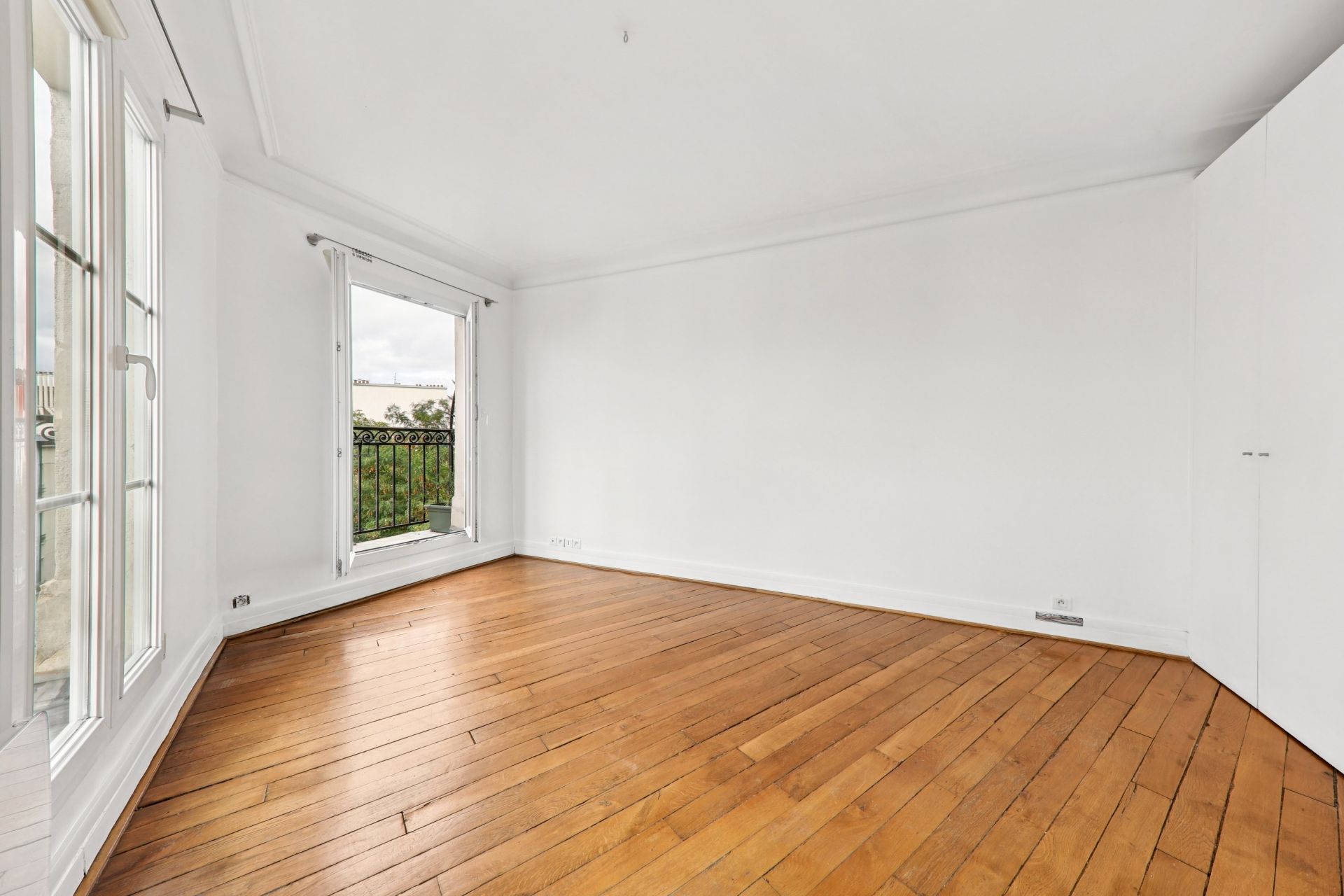 apartment 3 Rooms for sale on PARIS (75010)