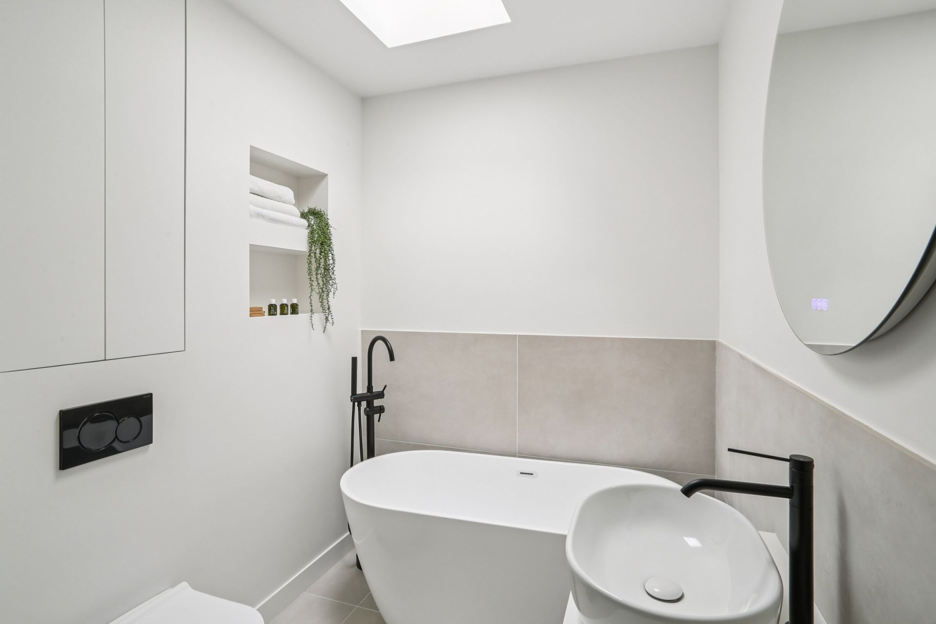 apartment 2 Rooms for sale on PARIS (75008)