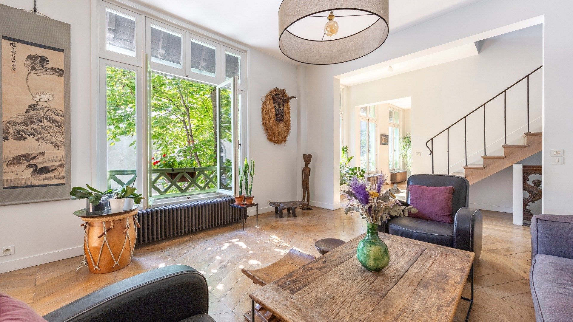 house 7 Rooms for sale on PARIS (75018)