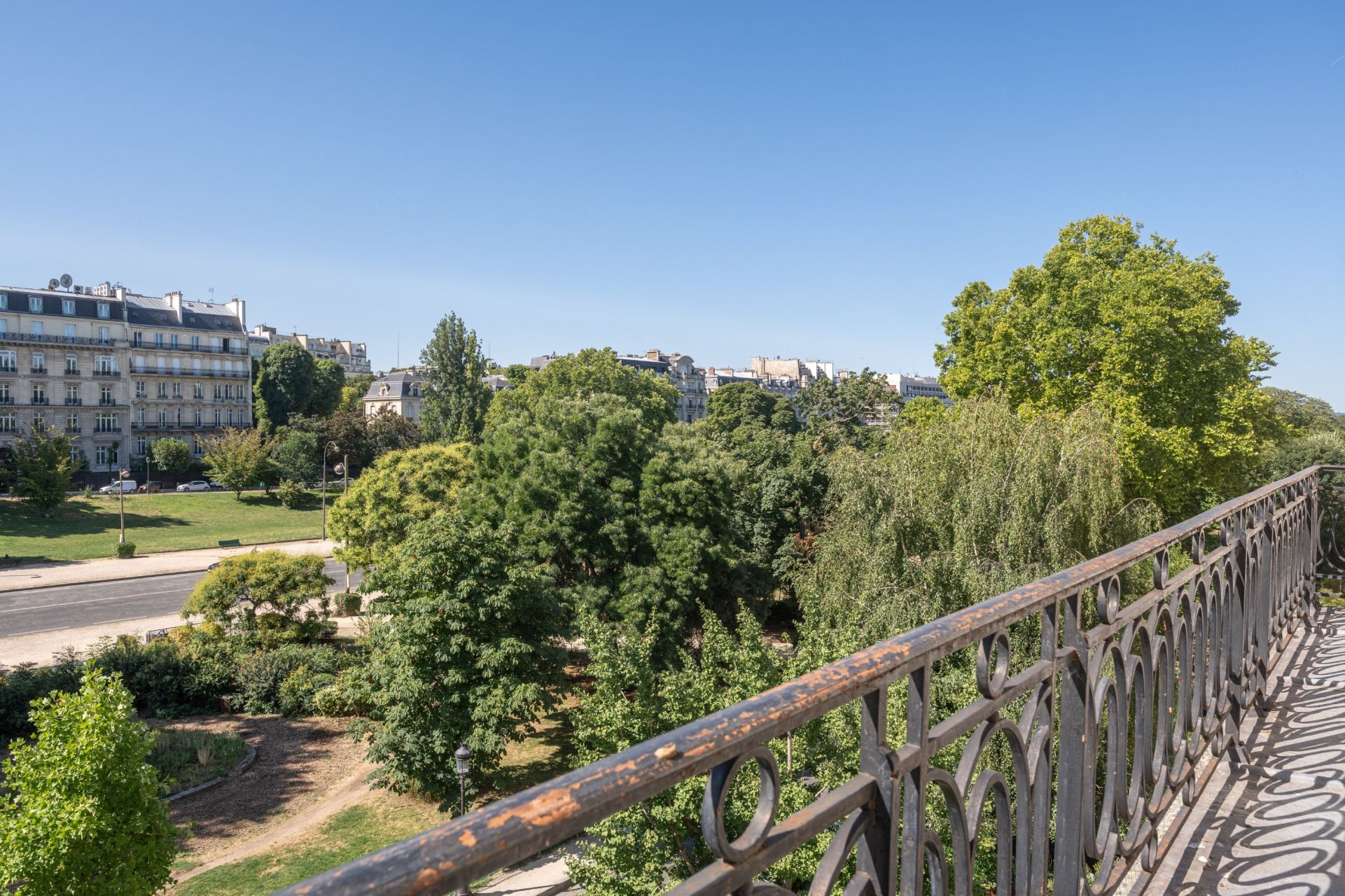 hôtel particulier 14 Pièces en vente sur PARIS (75016)