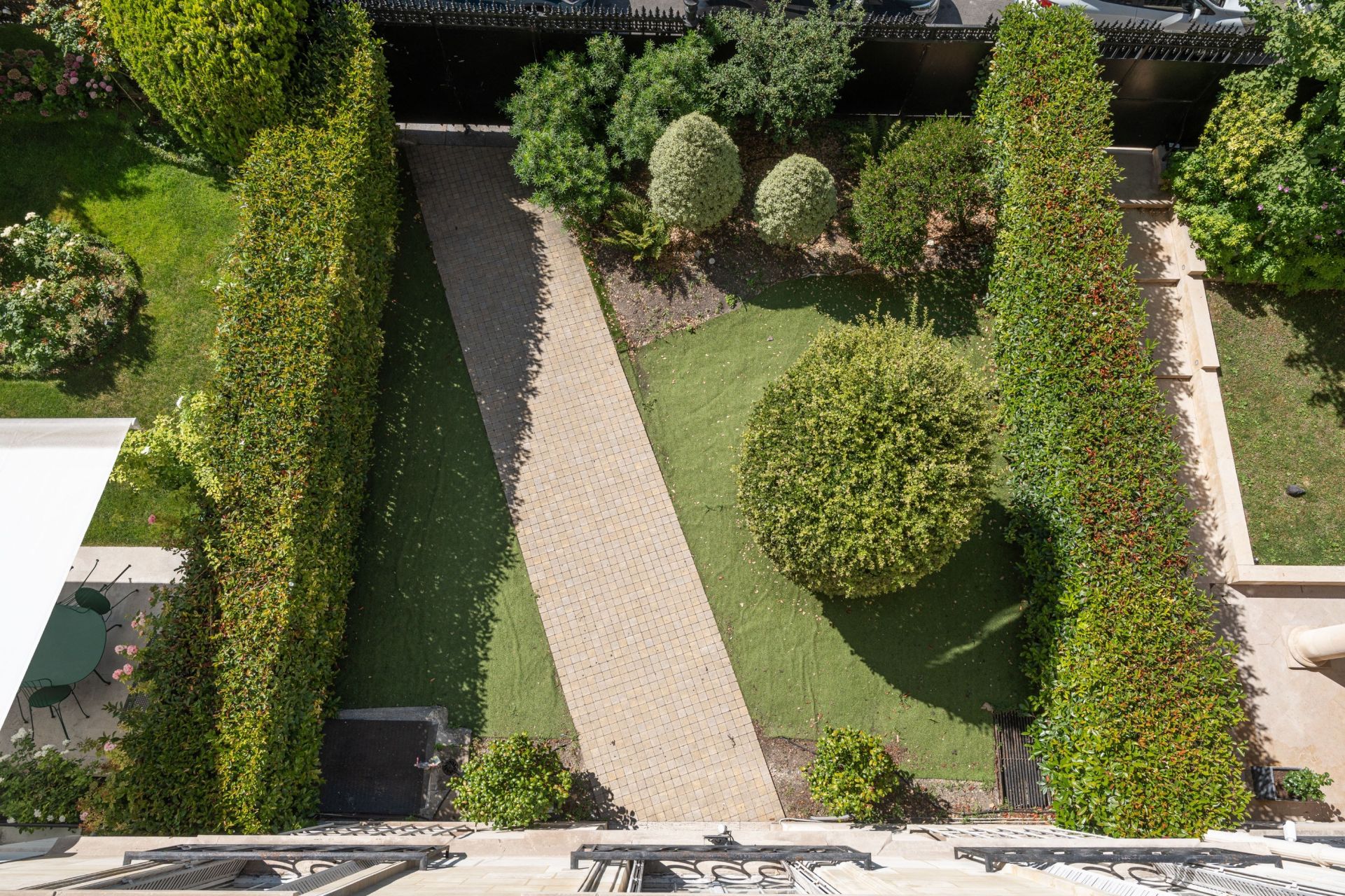 hôtel particulier 14 Pièces en vente sur PARIS (75016)