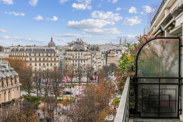Sale Apartment Paris 8 3 Rooms 118 m²