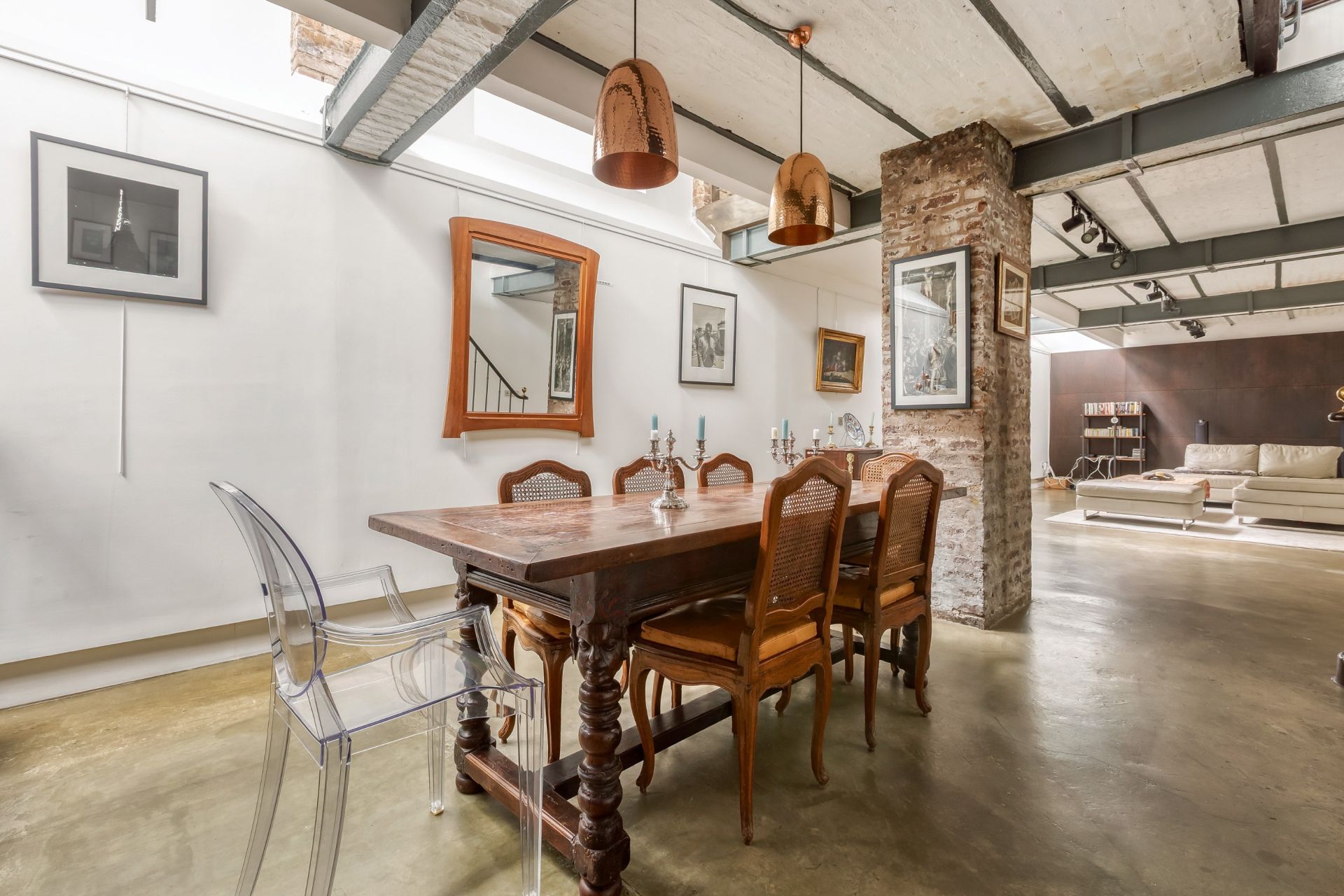 apartment 6 Rooms for sale on PARIS (75010)