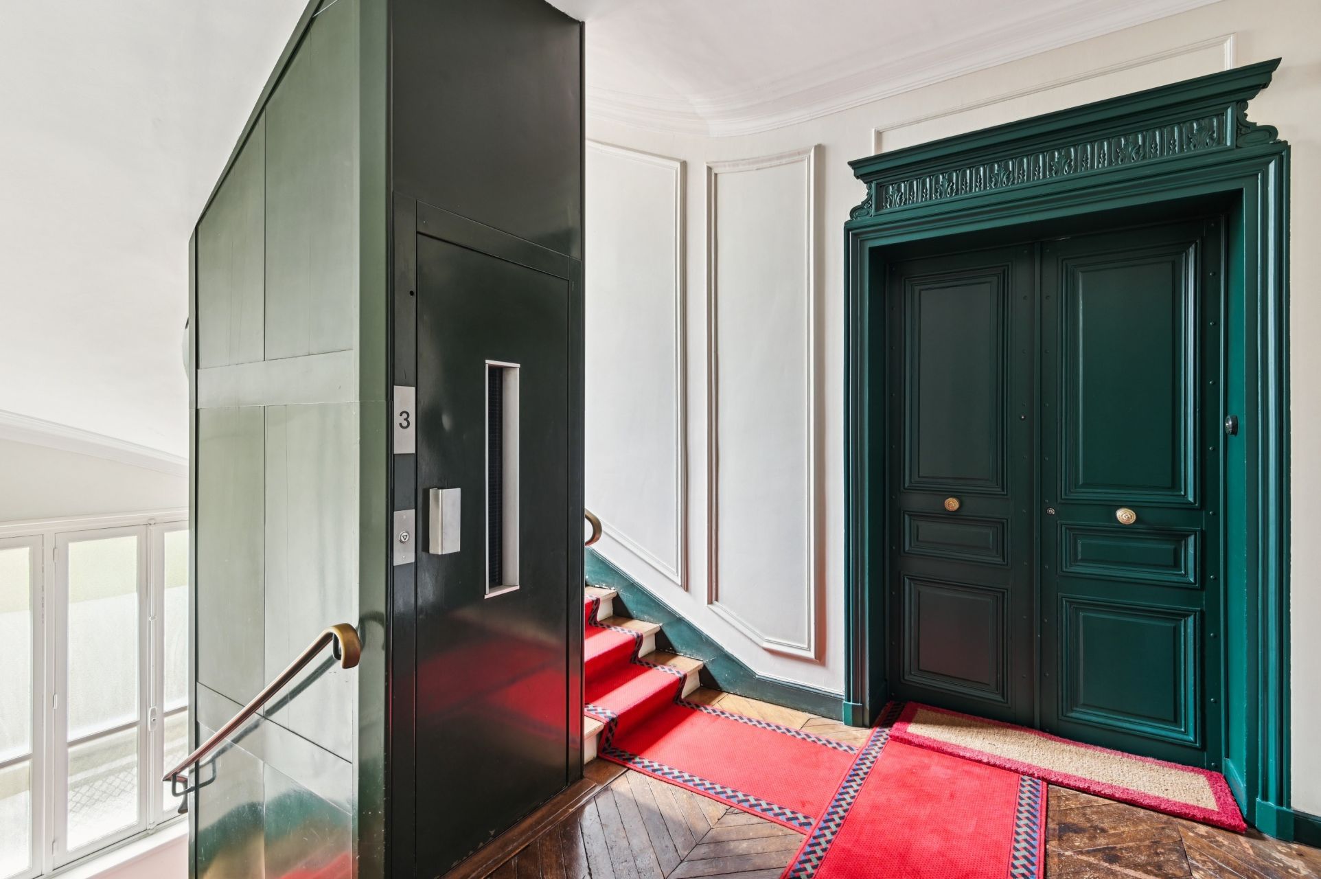 apartment 7 Rooms for sale on PARIS (75017)