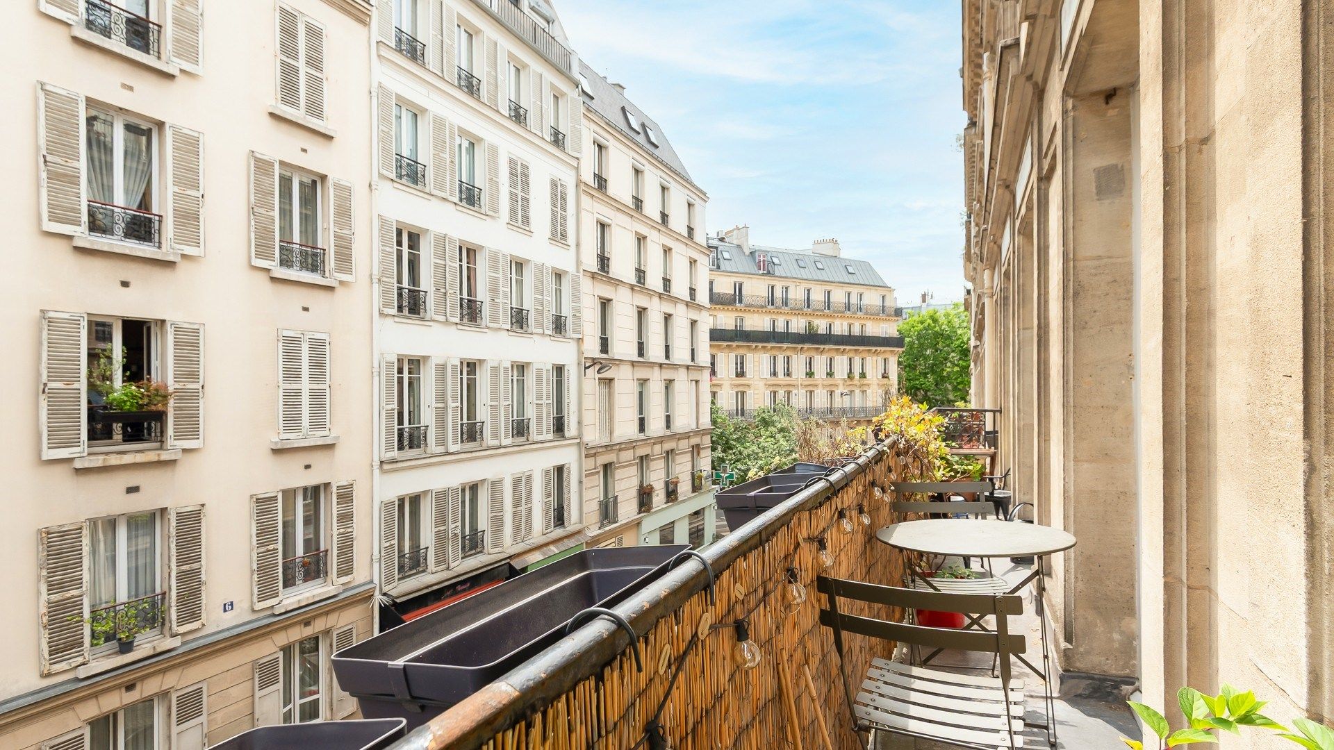 apartment 4 Rooms for sale on PARIS (75009)