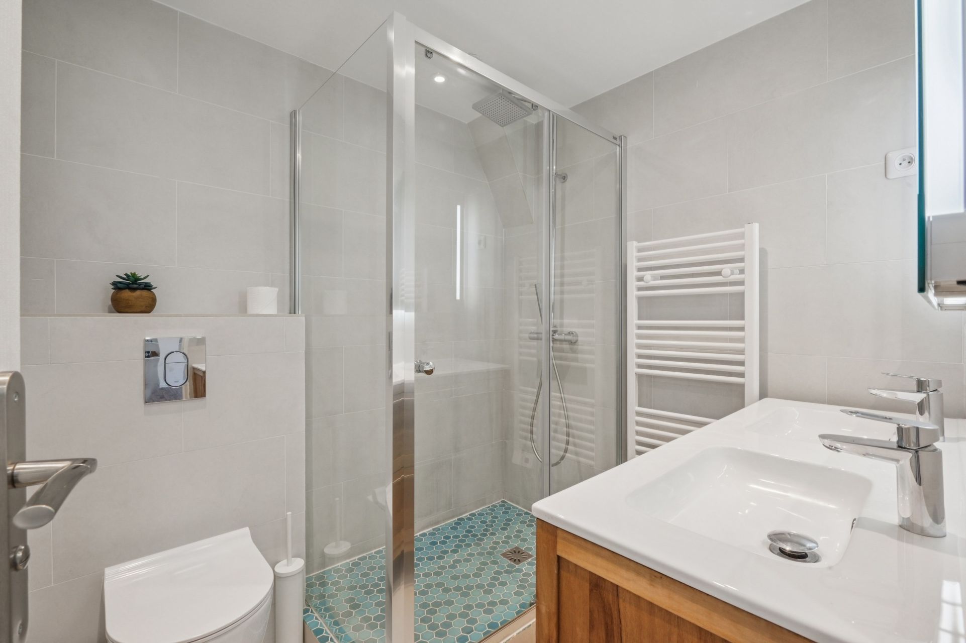 apartment 3 Rooms for sale on PARIS (75007)