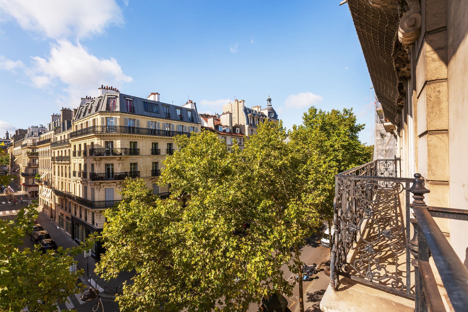 apartment 6 Rooms for sale on PARIS (75005)