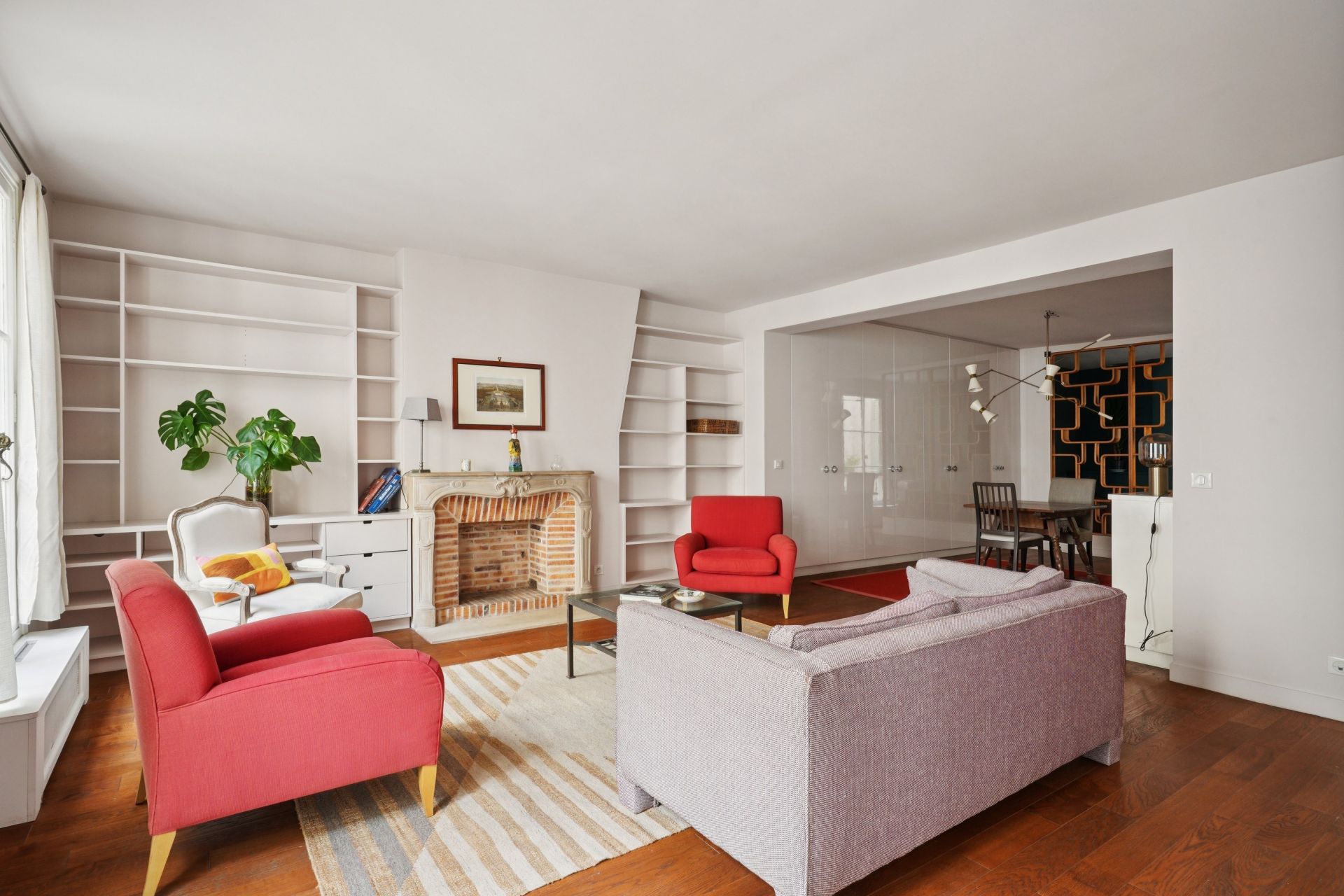 apartment 5 Rooms for sale on PARIS (75007)
