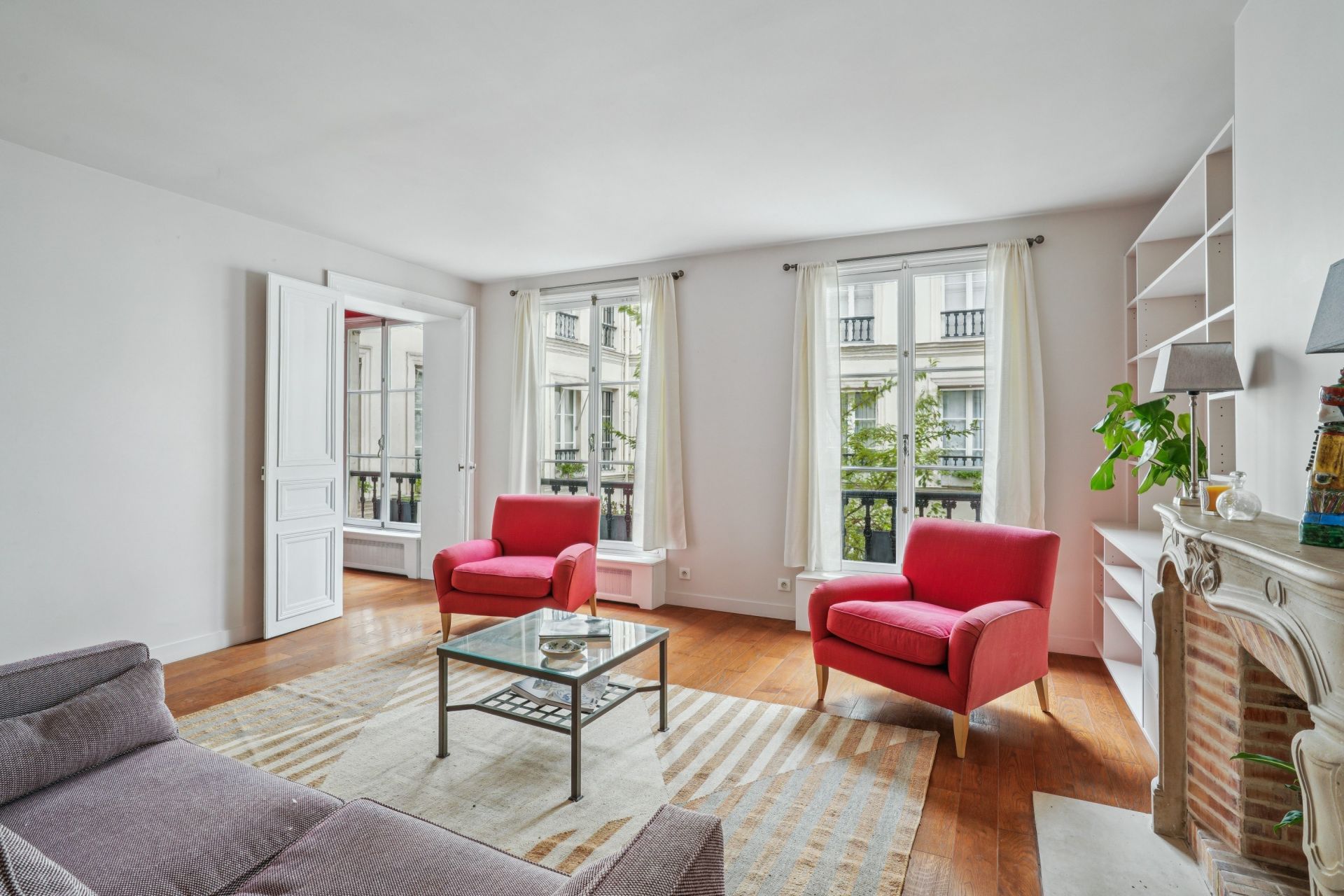 apartment 5 Rooms for sale on PARIS (75007)