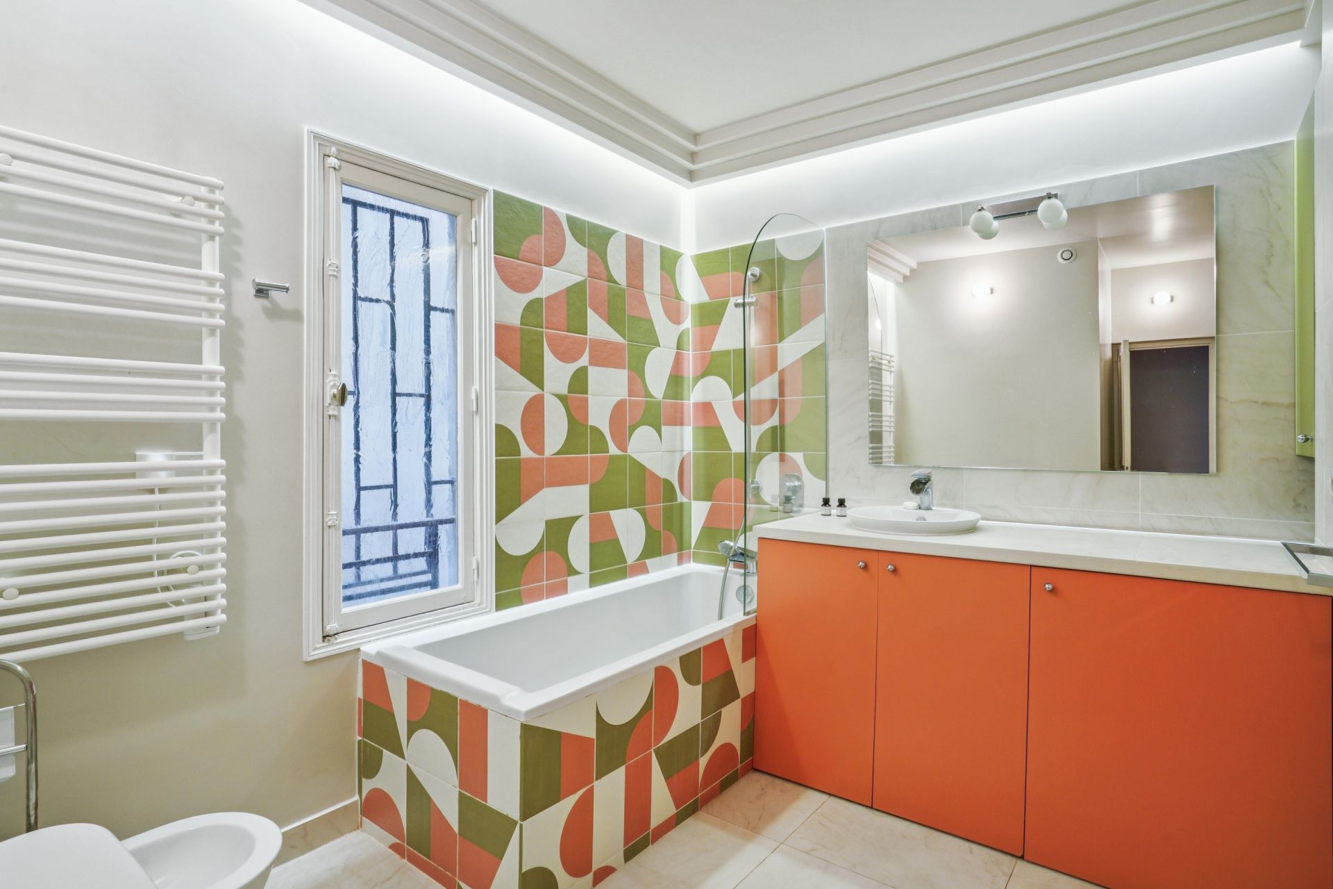 apartment 5 Rooms for sale on PARIS (75007)