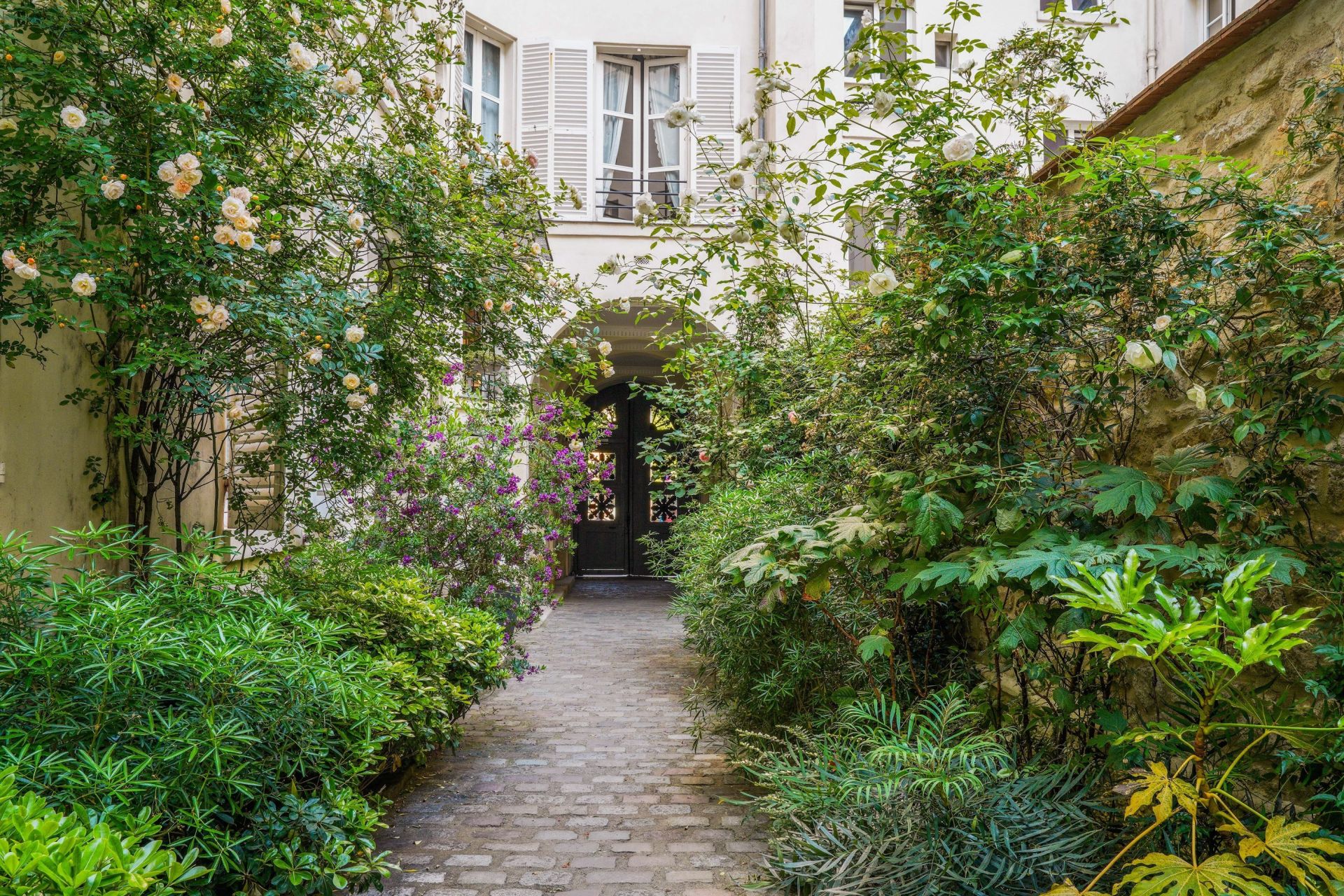 apartment 3 Rooms for sale on PARIS (75007)