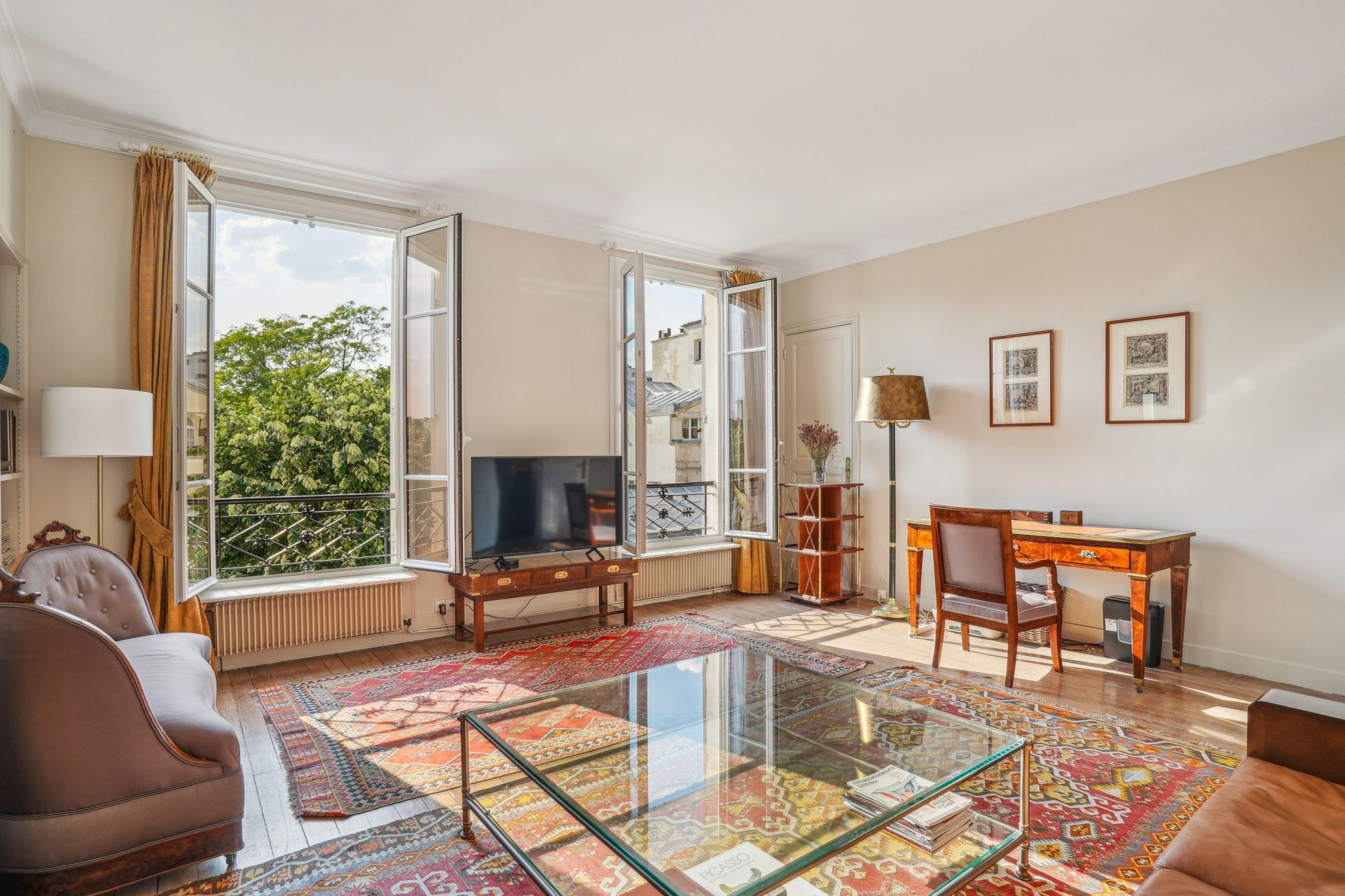 apartment 3 Rooms for sale on PARIS (75007)