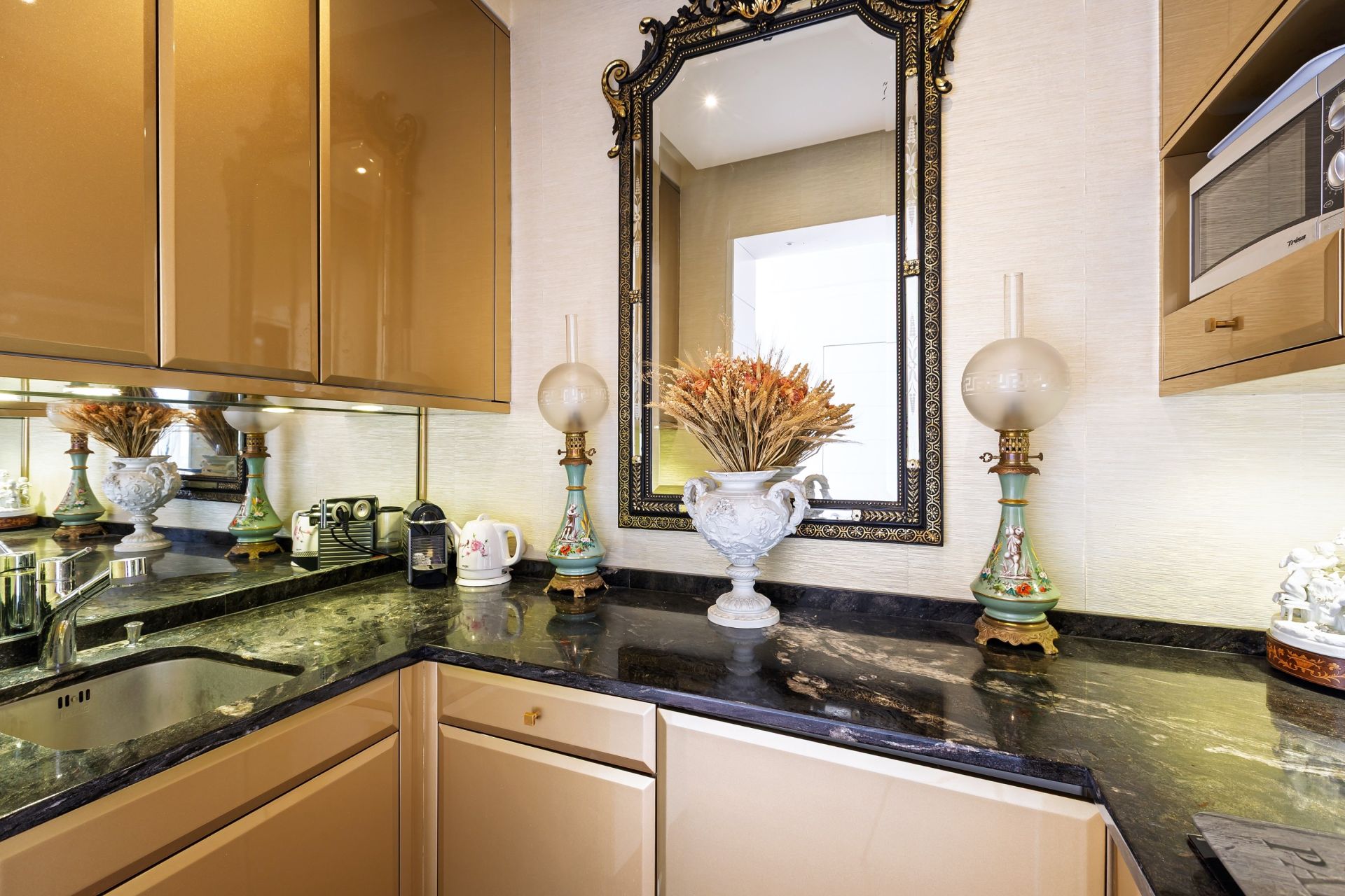 apartment 1 room for sale on PARIS (75006)