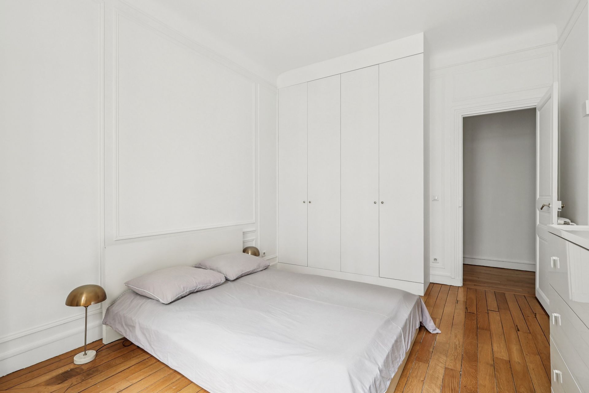 apartment 3 Rooms for sale on PARIS (75007)