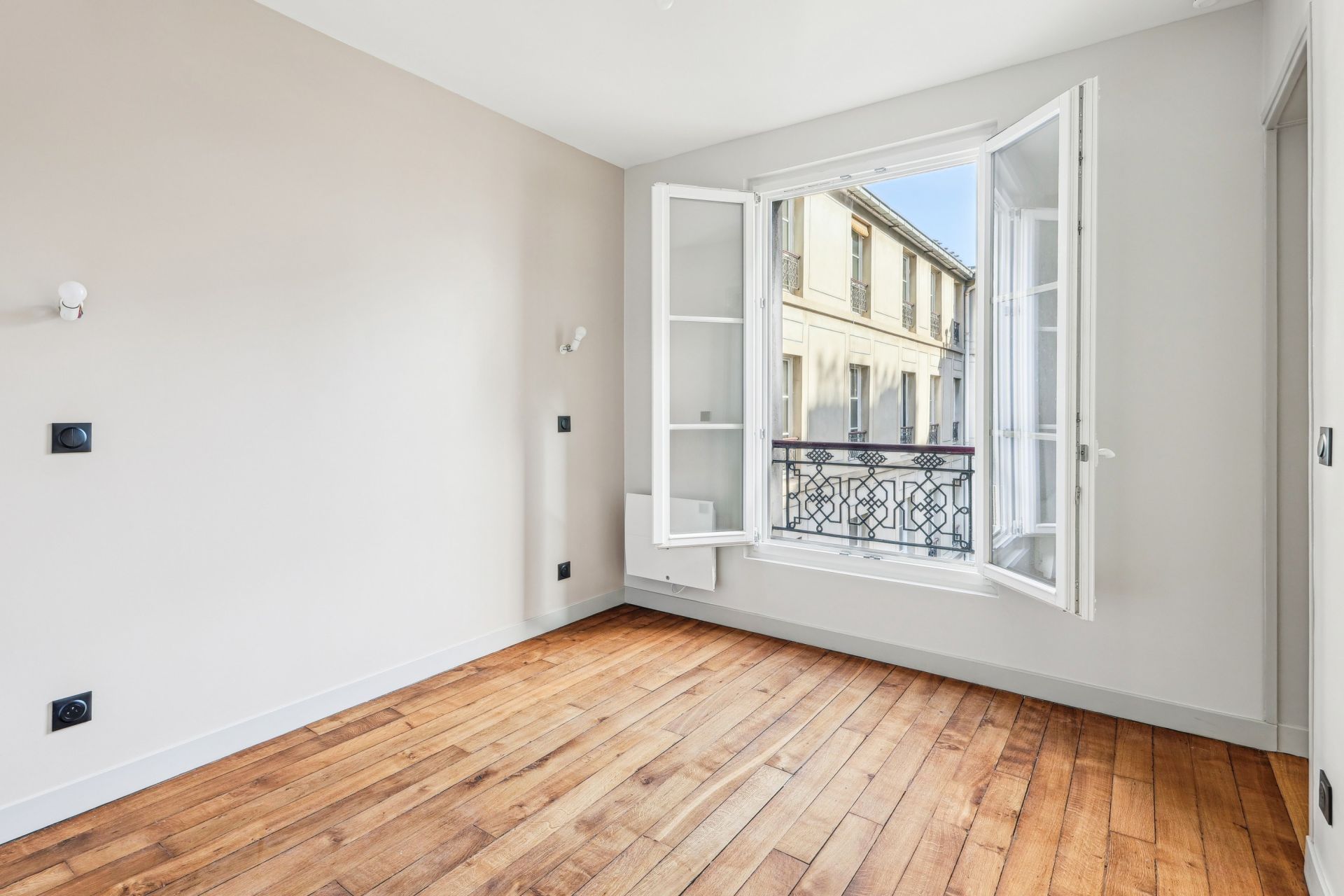appartement 4 Pièces en vente sur PARIS (75007)