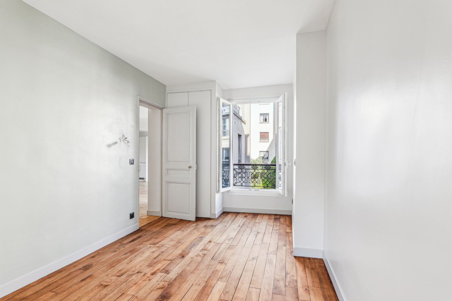 appartement 4 Pièces en vente sur PARIS (75007)
