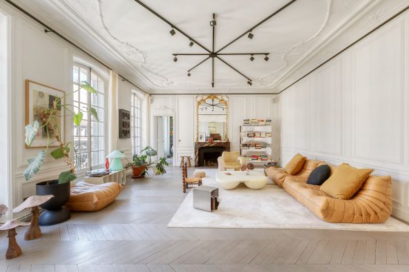 Sale Apartment Paris 10 5 Rooms 205 m²