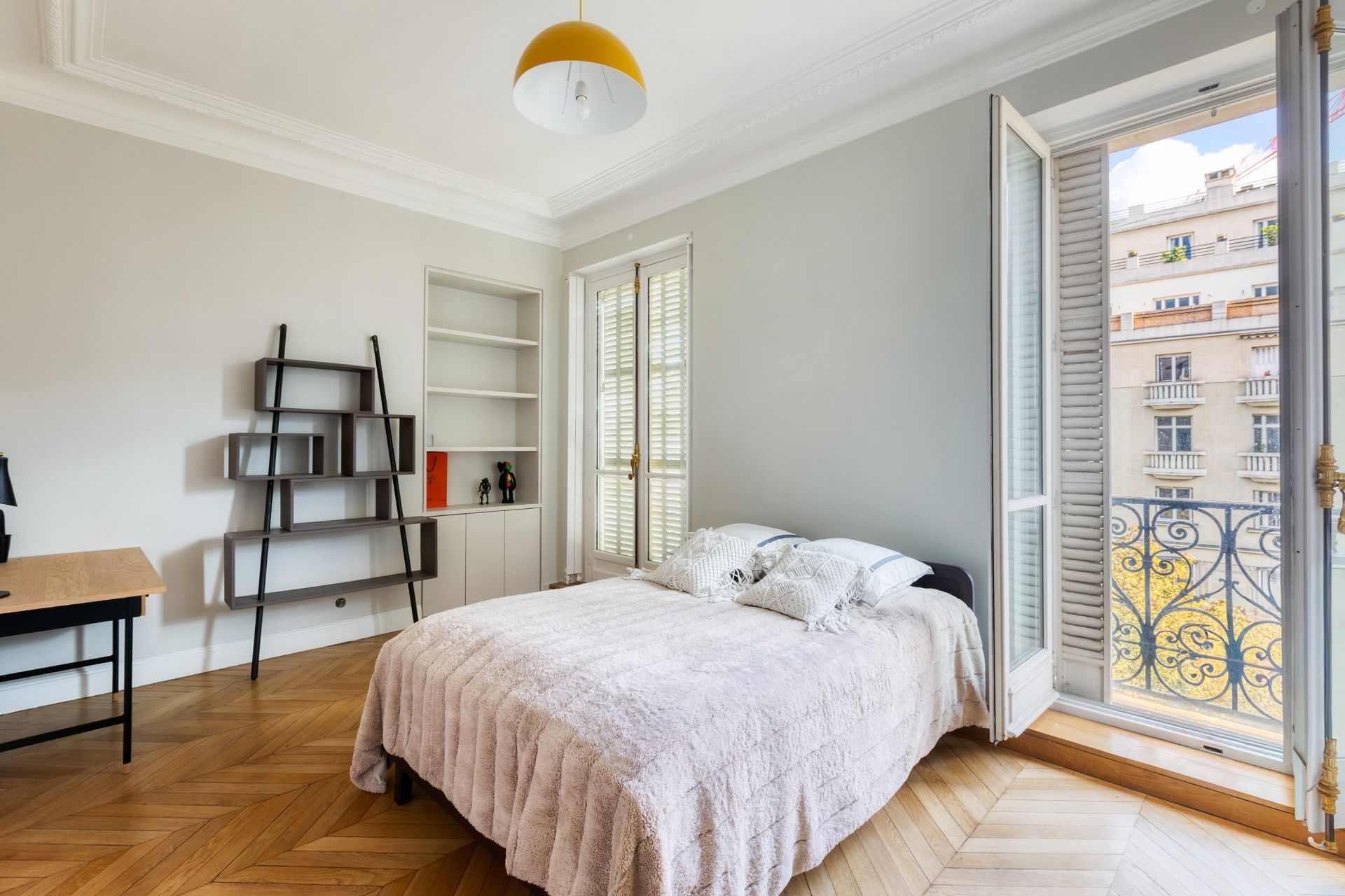 appartement 7 Pièces en vente sur PARIS (75008)