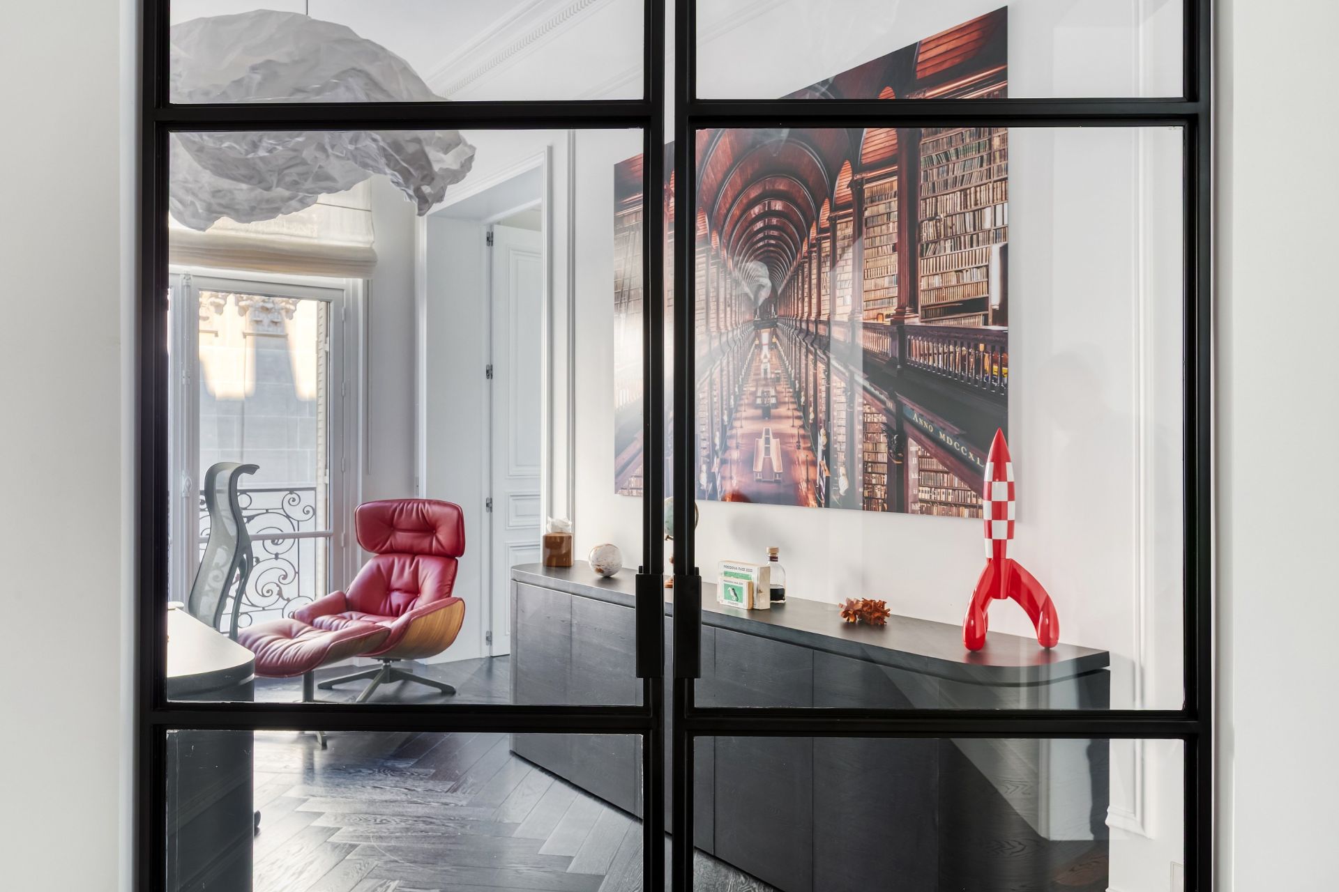 apartment 7 Rooms for sale on PARIS (75016)