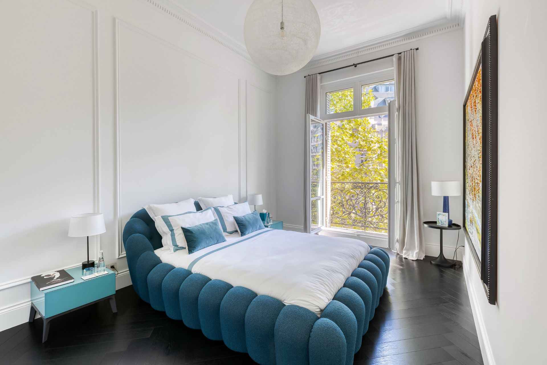 apartment 7 Rooms for sale on PARIS (75016)