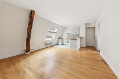 Rental Apartment Paris 8 2 Rooms 44.2 m²