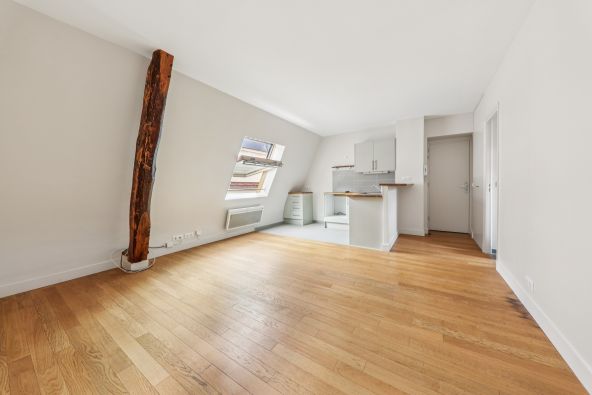 Rental Apartment Paris 8 2 Rooms 44.2 m²