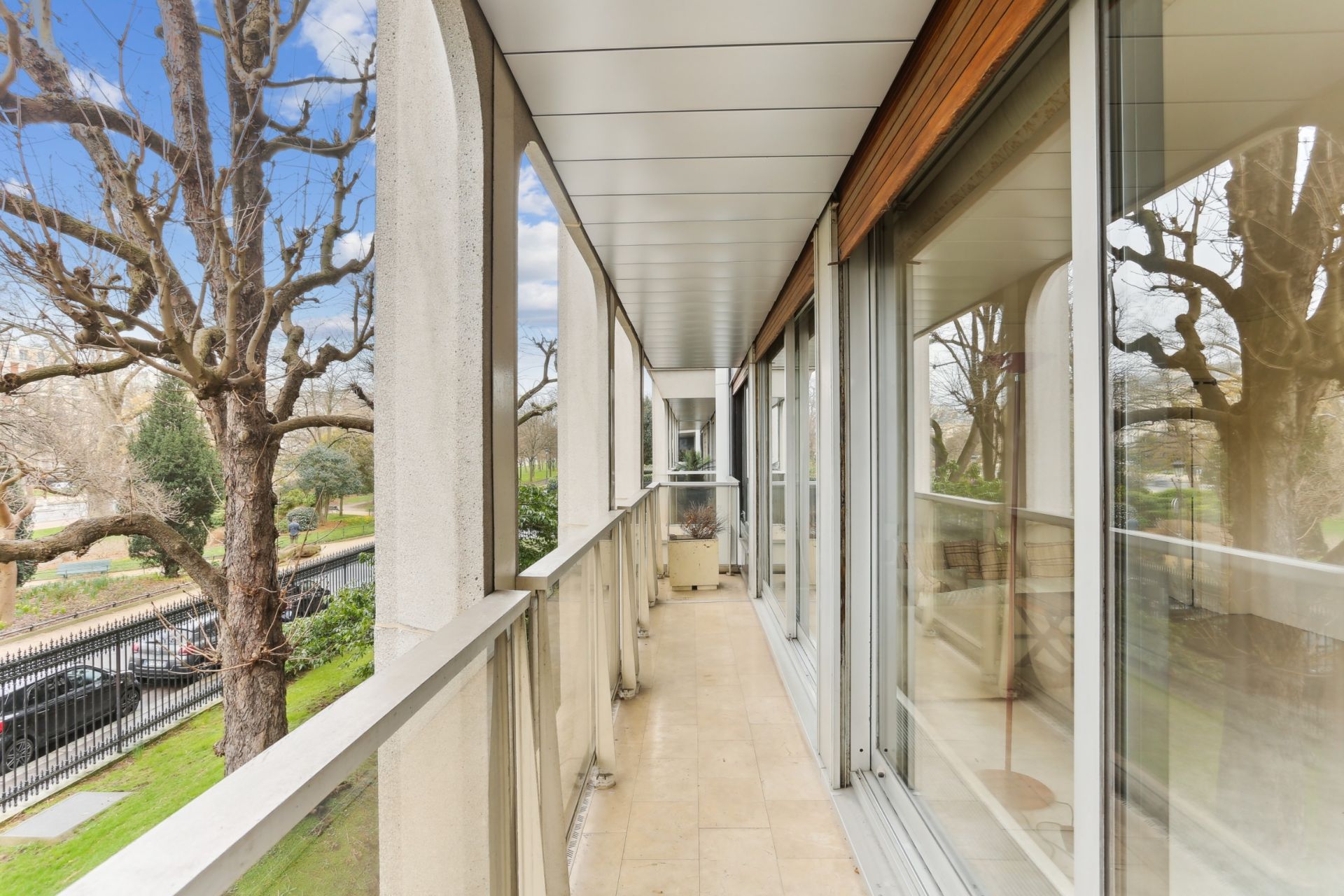 apartment 2 Rooms for sale on PARIS (75116)