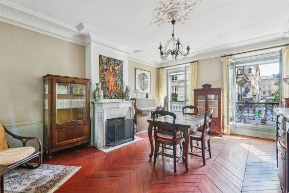 Sale Apartment Paris 9 5&nbsp;Rooms 104&nbsp;m²