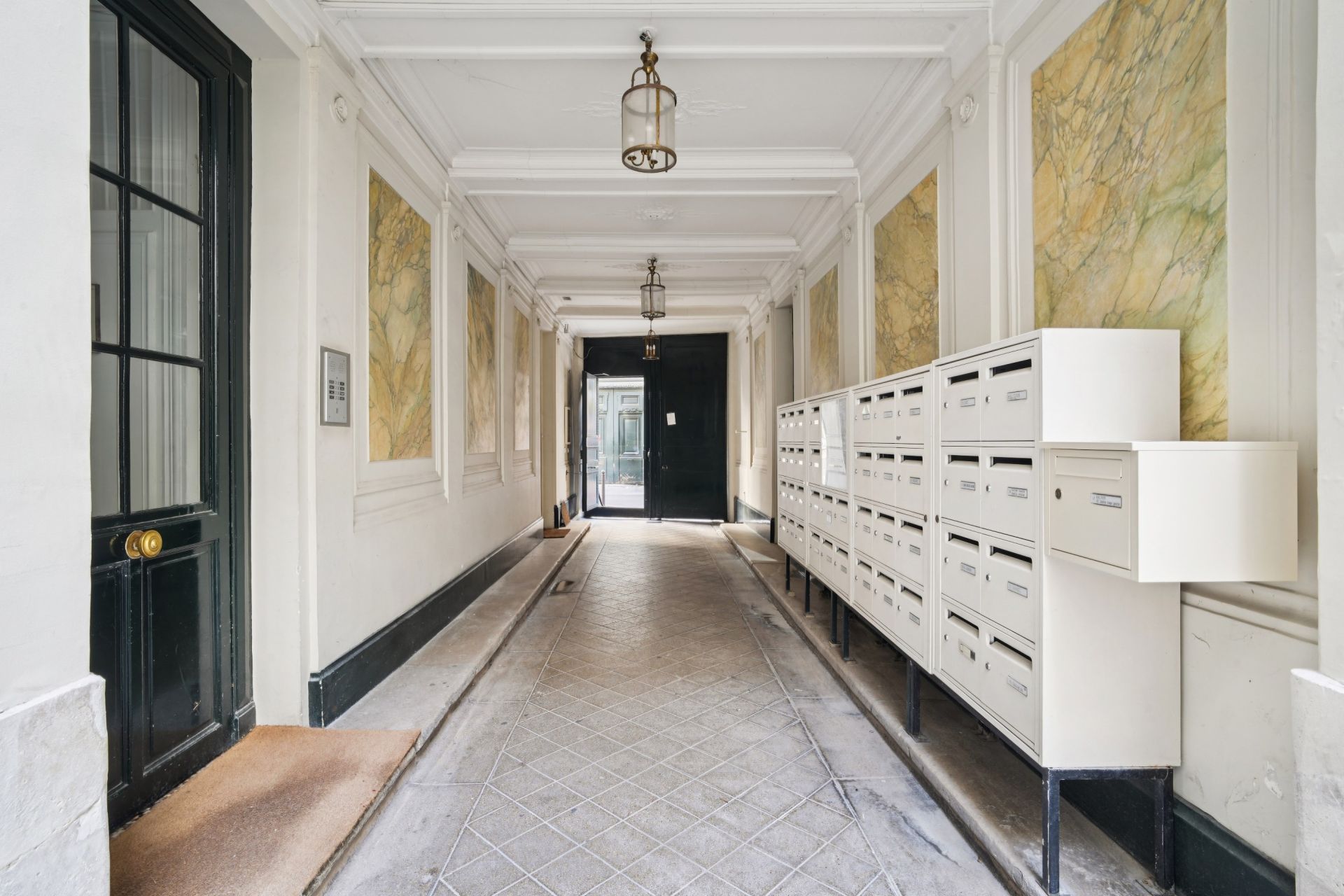 apartment 3 Rooms for sale on PARIS (75006)