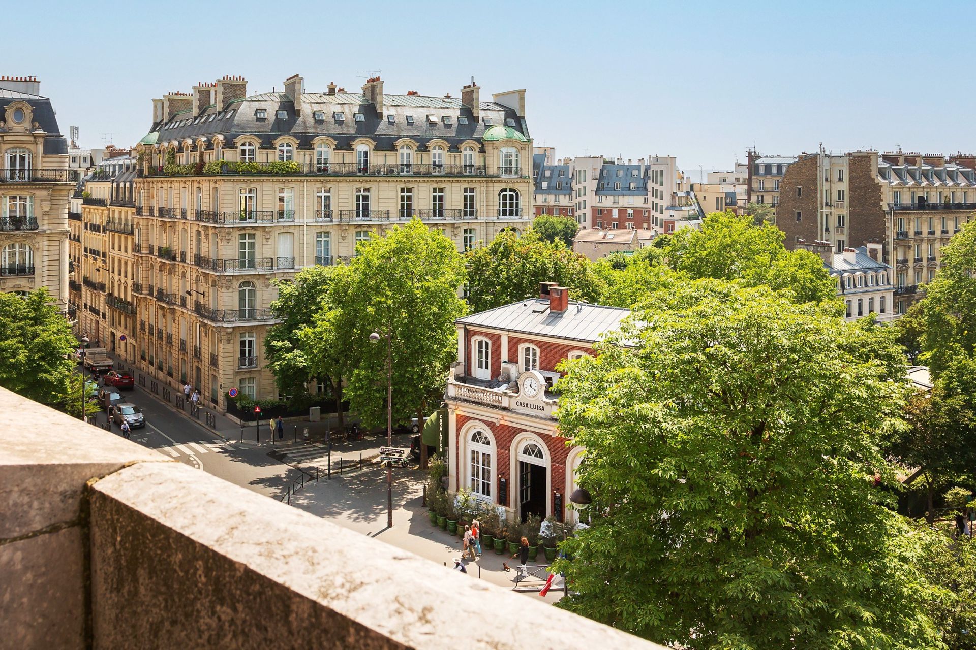 apartment 6 Rooms for sale on PARIS (75016)