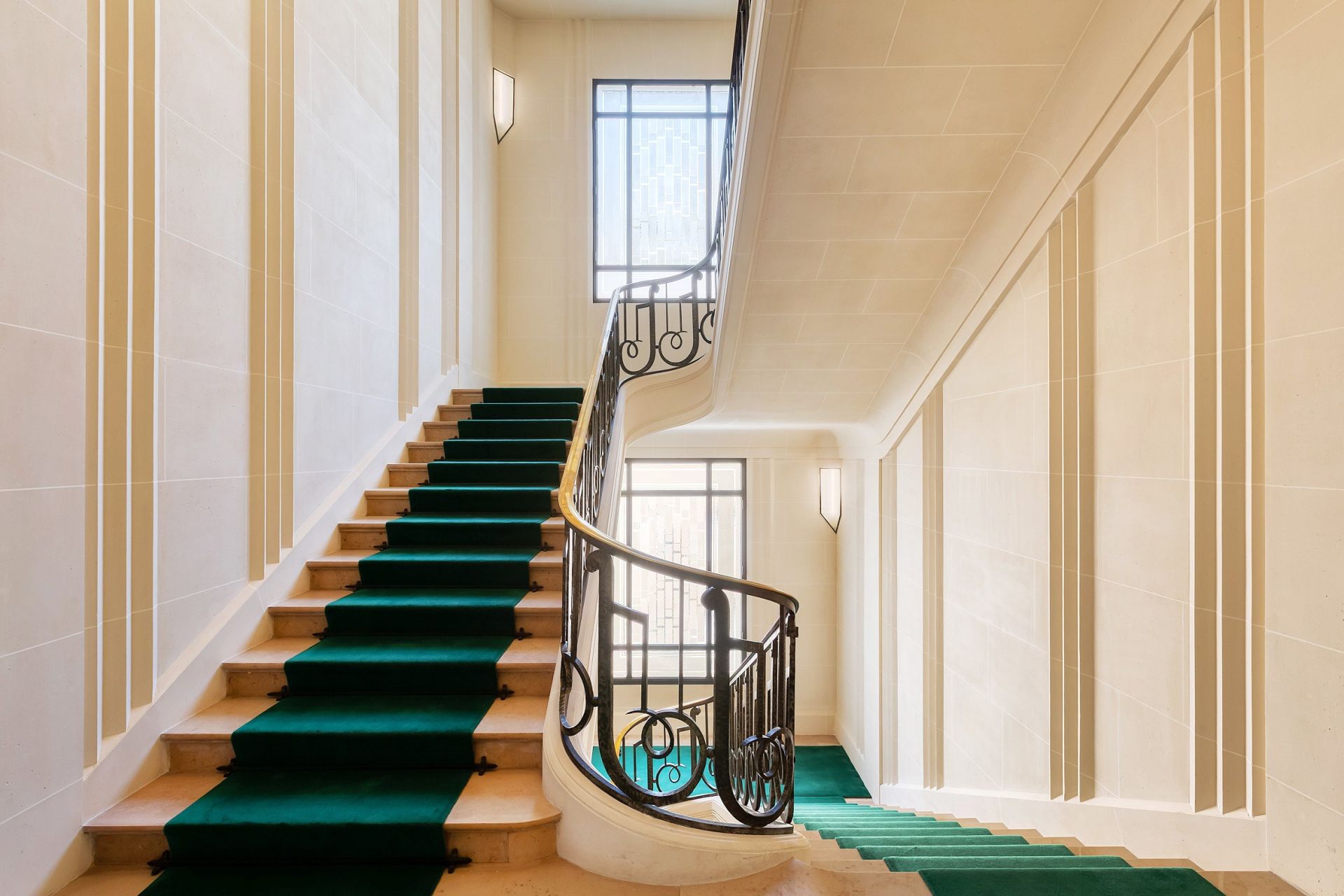 apartment 6 Rooms for sale on PARIS (75016)