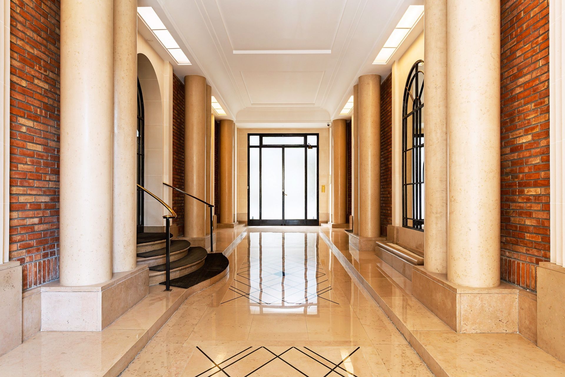 apartment 6 Rooms for sale on PARIS (75016)