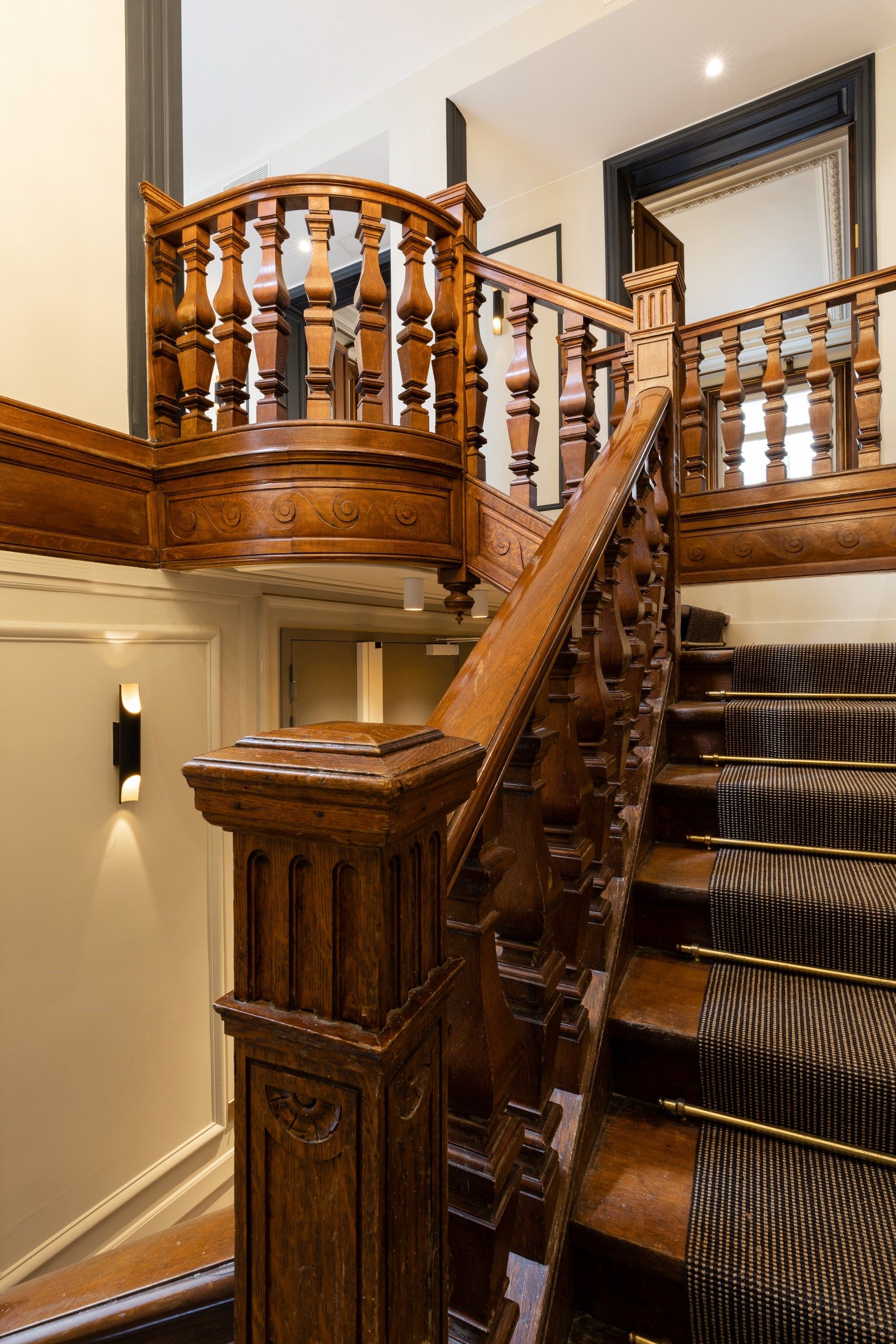 appartement 7 Pièces en vente sur PARIS (75016)