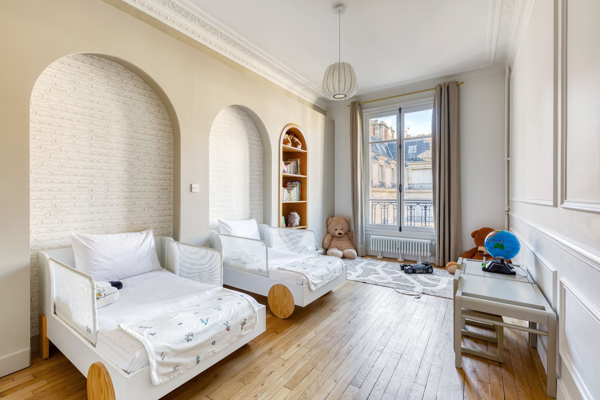 apartment 6 Rooms for sale on PARIS (75016)