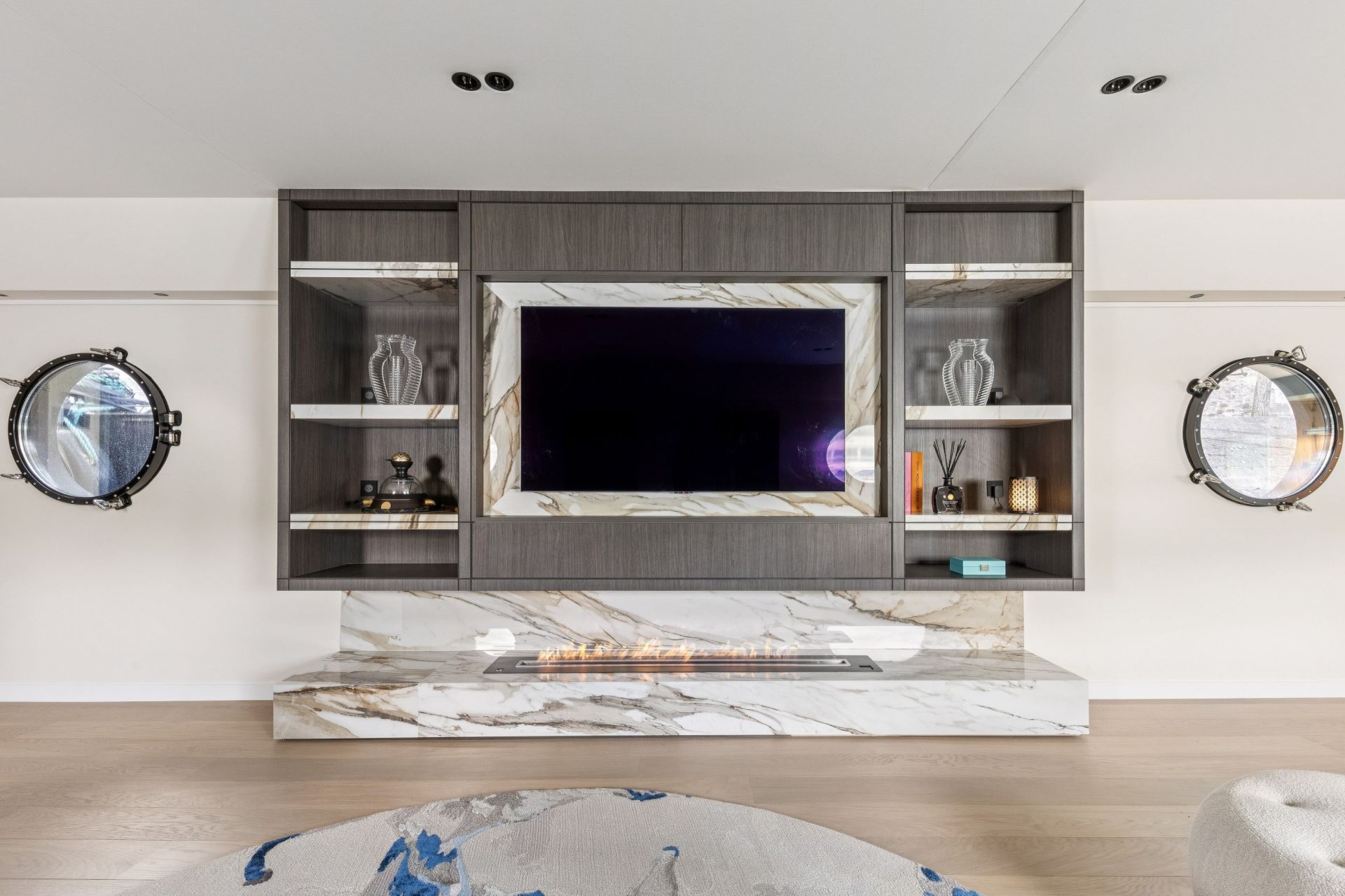 barge 5 Rooms for sale on PARIS (75016)