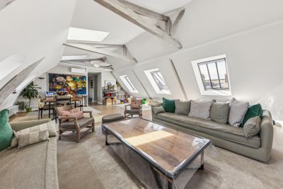 apartment 5 Rooms for sale on PARIS (75017) Sale Apartment Paris 17 5 Rooms 239.47 m²