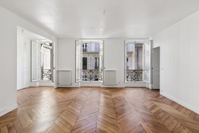 apartment 3 Rooms for sale on PARIS (75008) Sale Apartment Paris 8 3 Rooms 76 m²