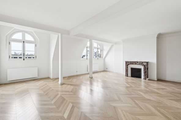 Location Appartement Paris 8 6 Pièces 253 m²