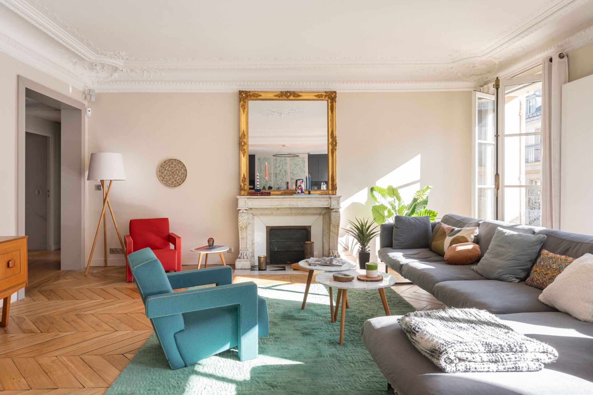 apartment 5 Rooms for sale on PARIS (75008)