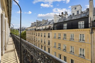 Sale Apartment Paris 8 5 Rooms 150 m²
