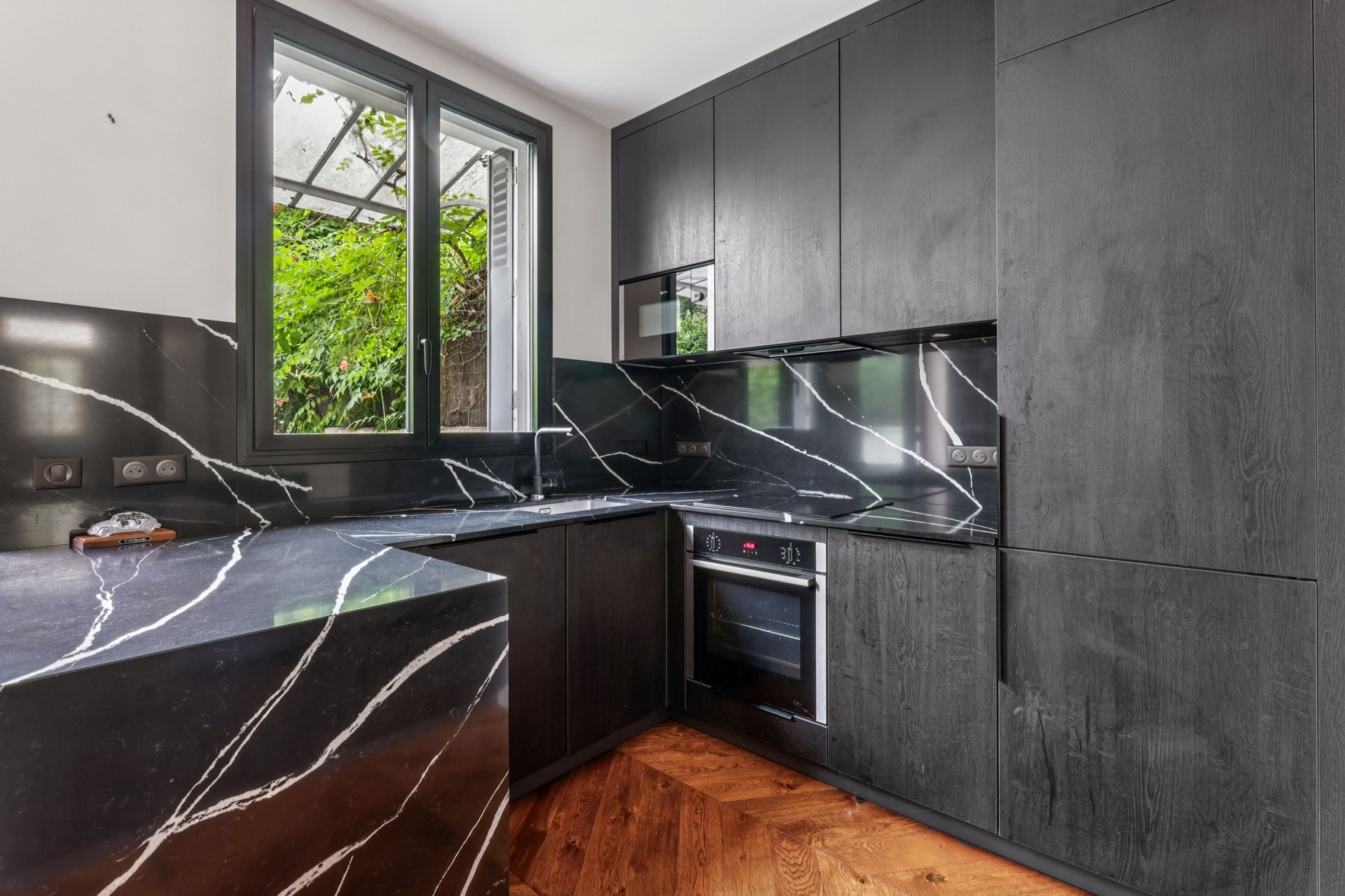 maison de ville 7 Pièces en vente sur PARIS (75016)